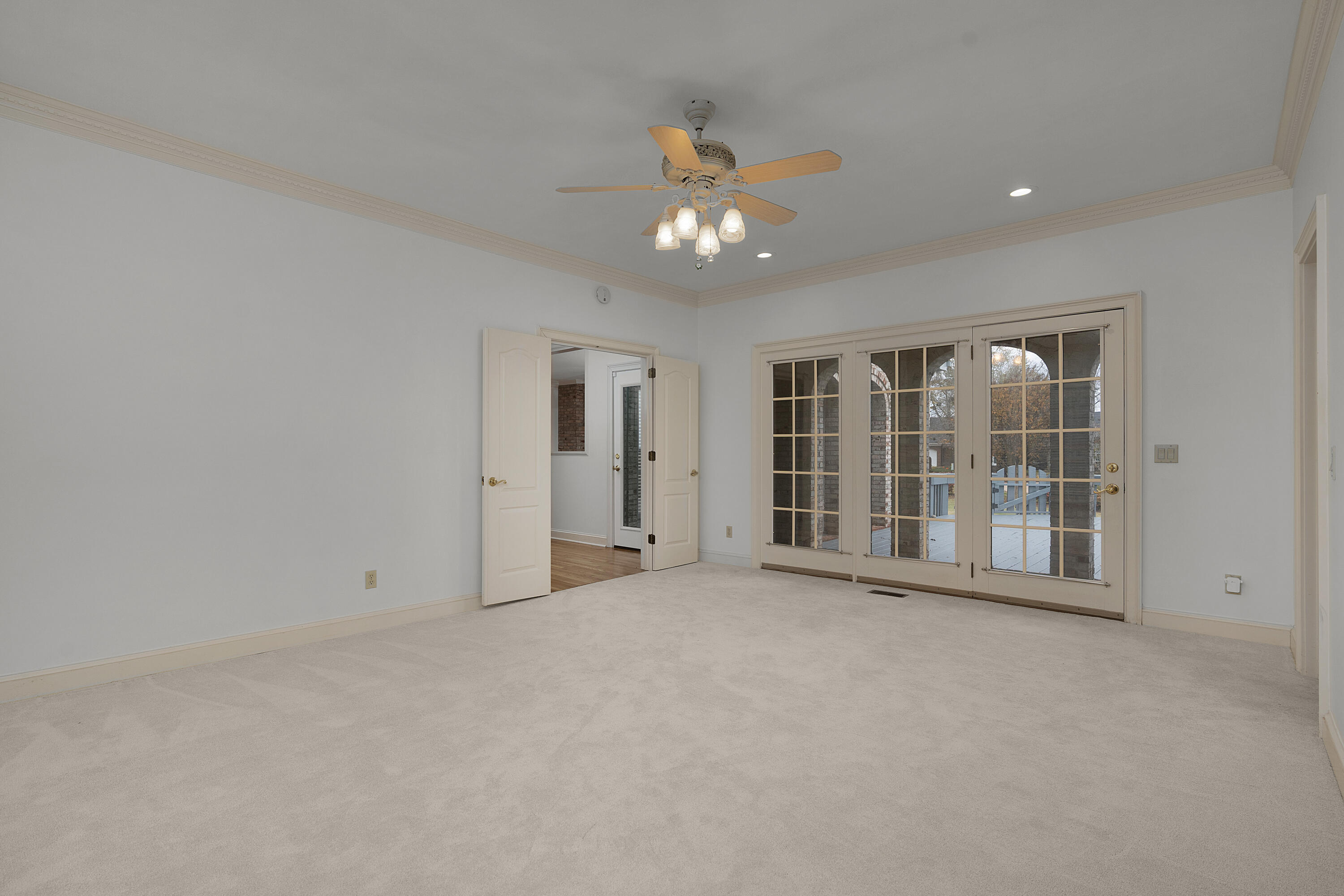 5701 Topsail Greens Drive