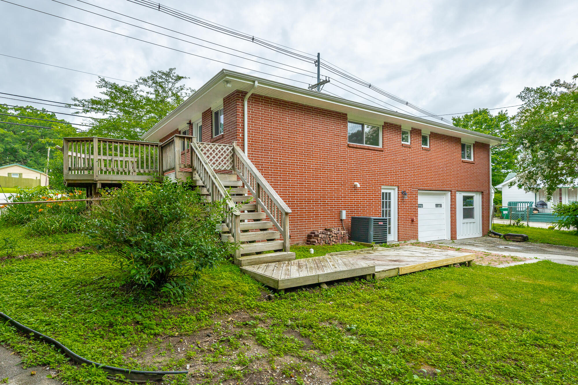 2804 Taft Highway