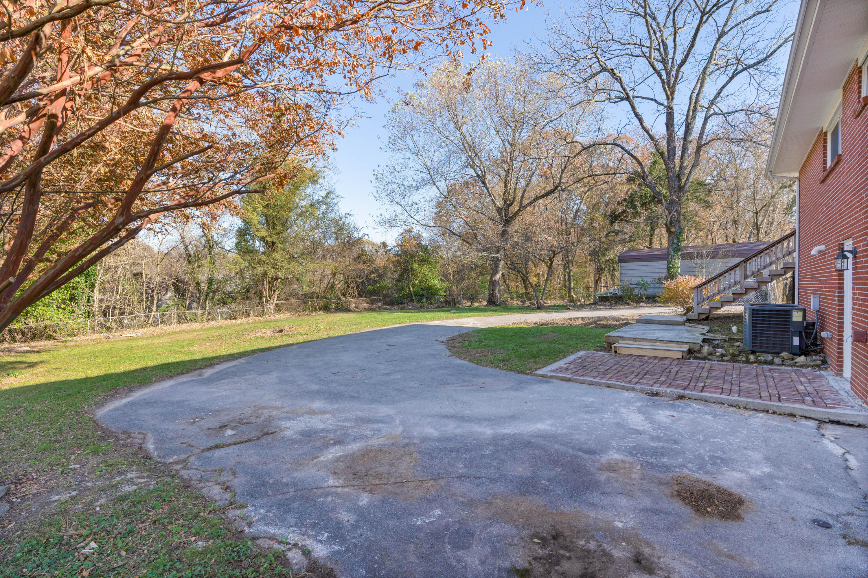 2804 Taft Highway