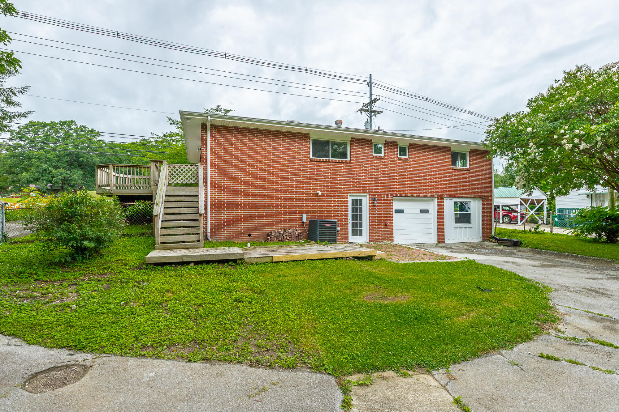 2804 Taft Highway