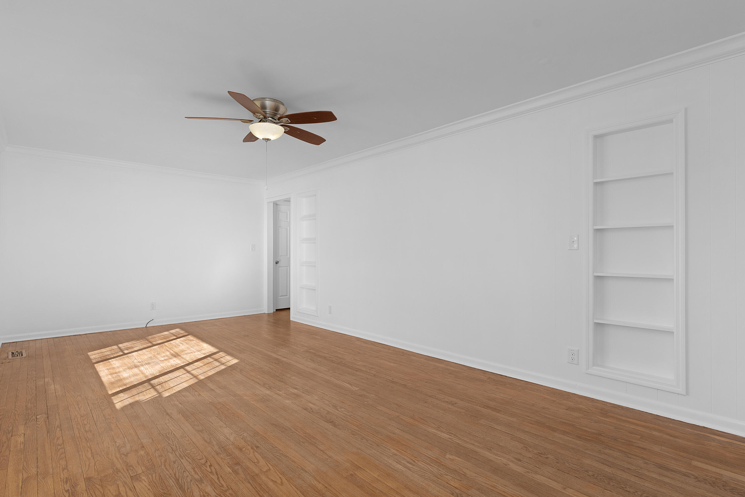 2804 Taft Highway