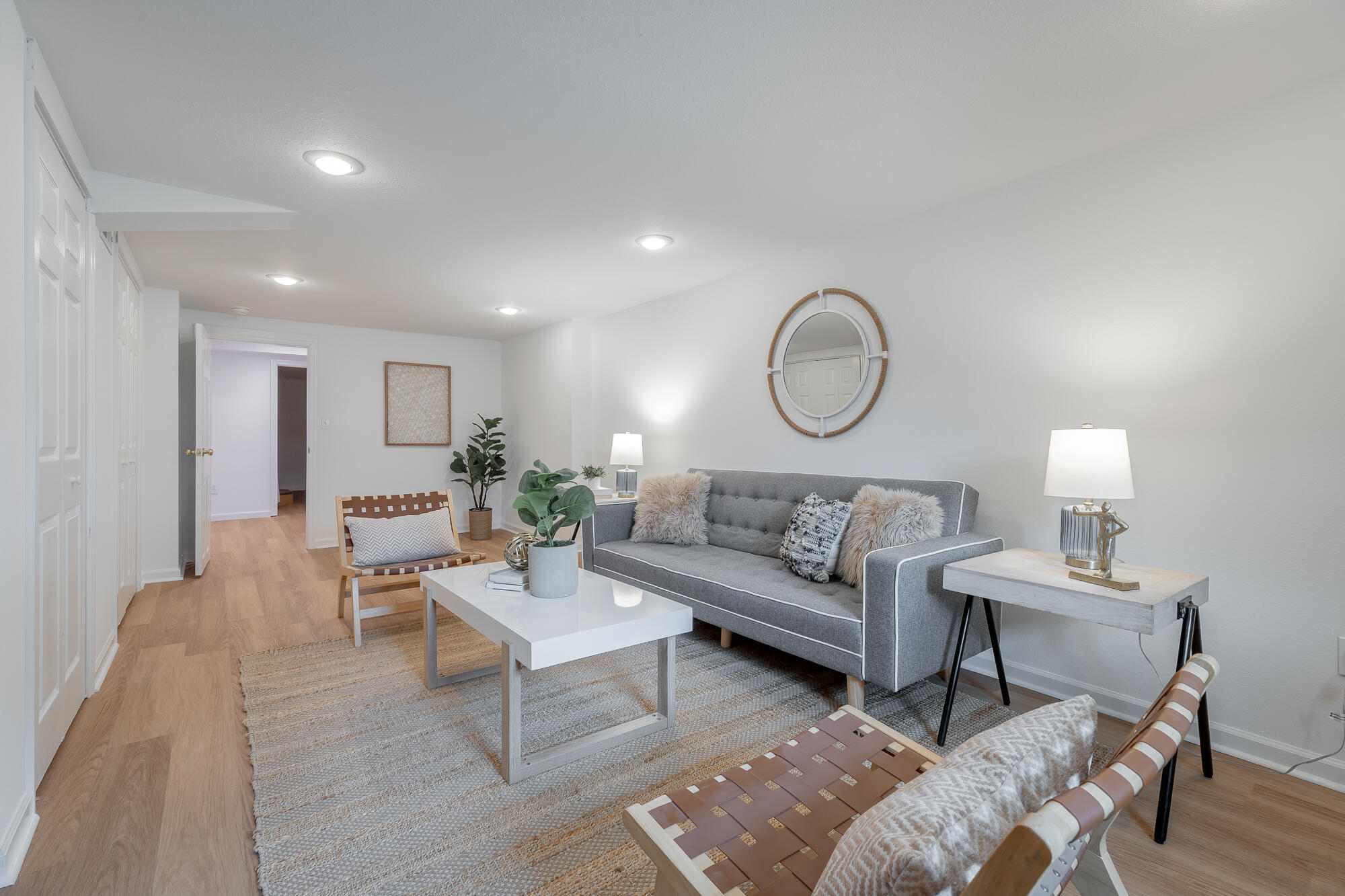 2804 Taft Highway