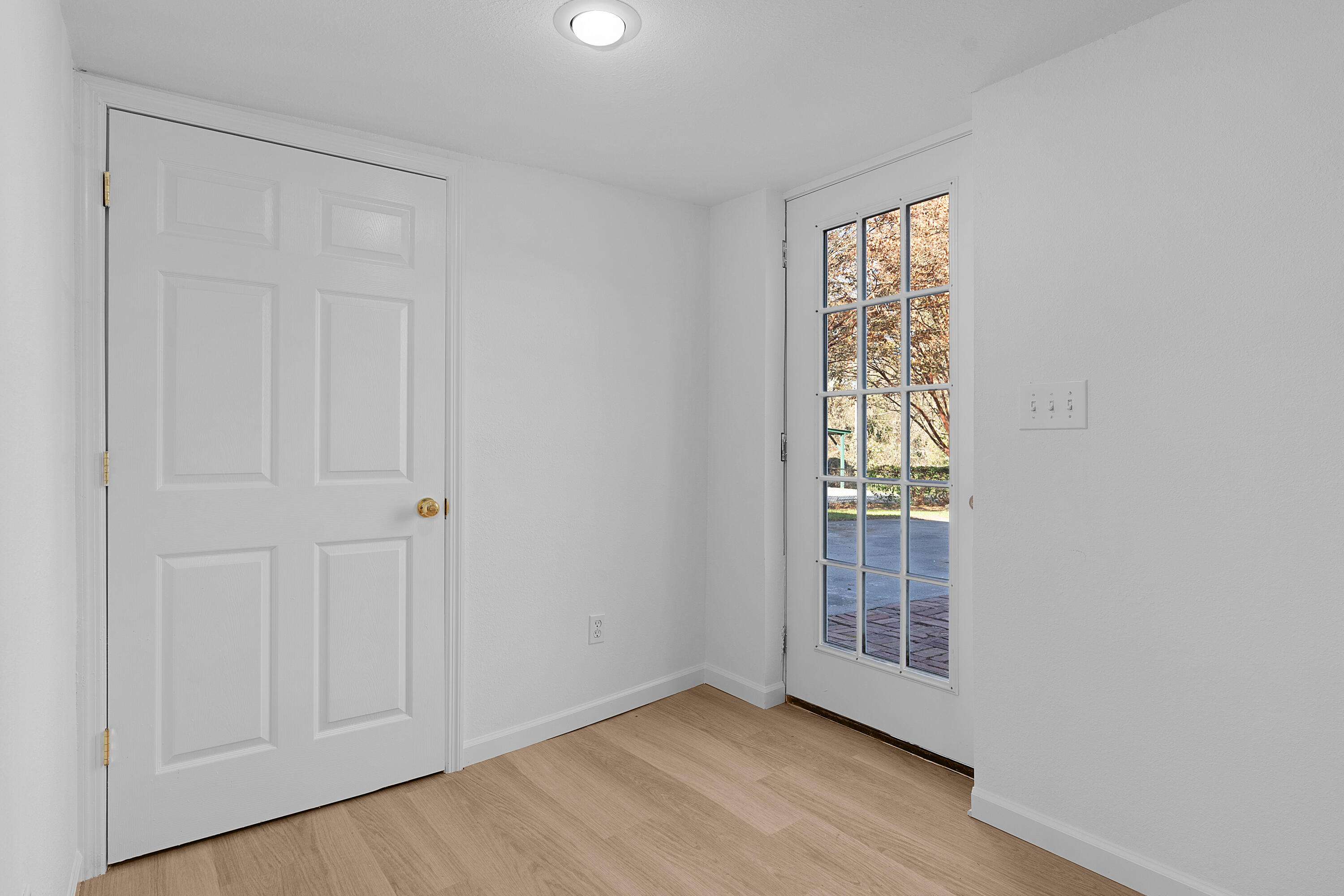 2804 Taft Highway