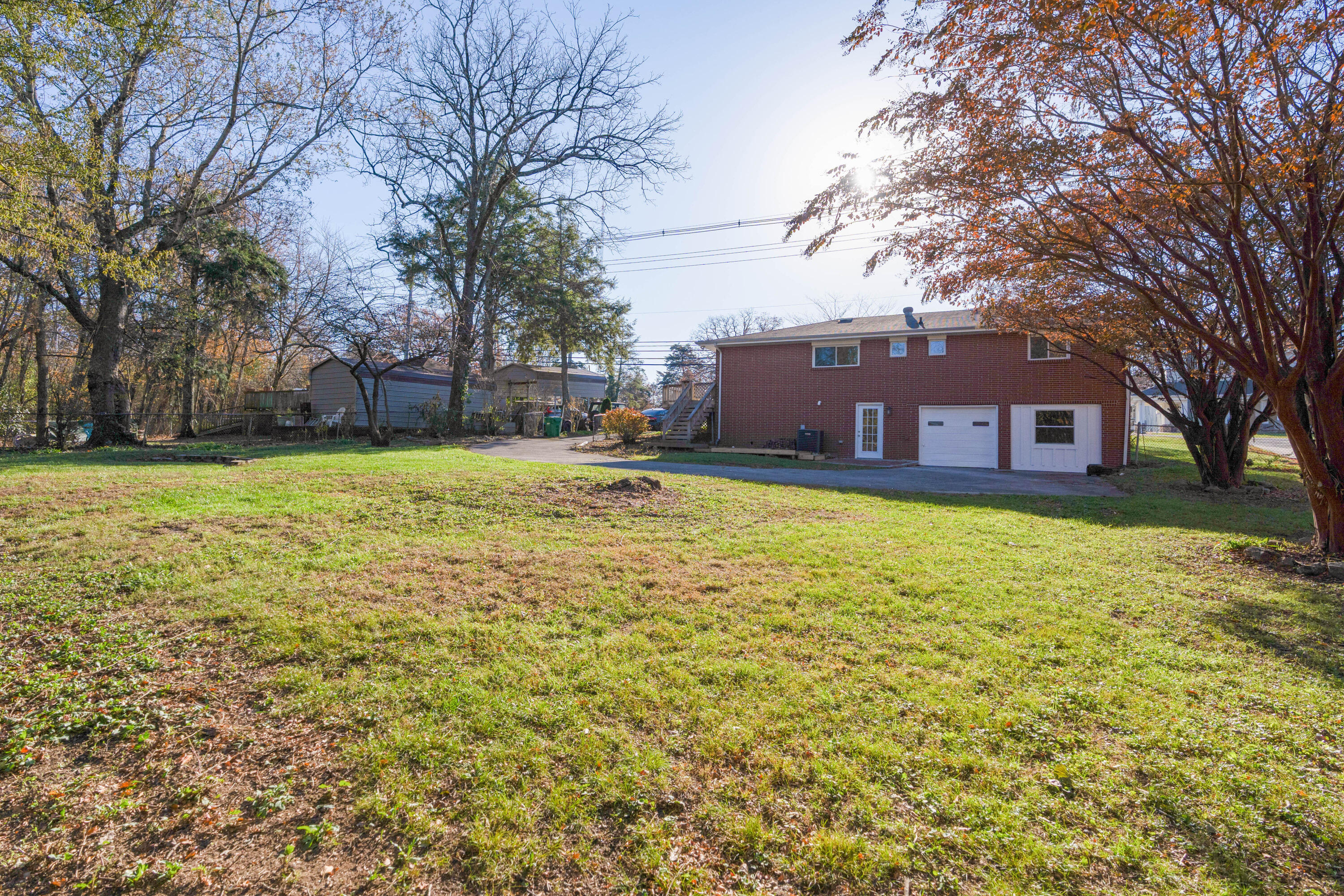 2804 Taft Highway