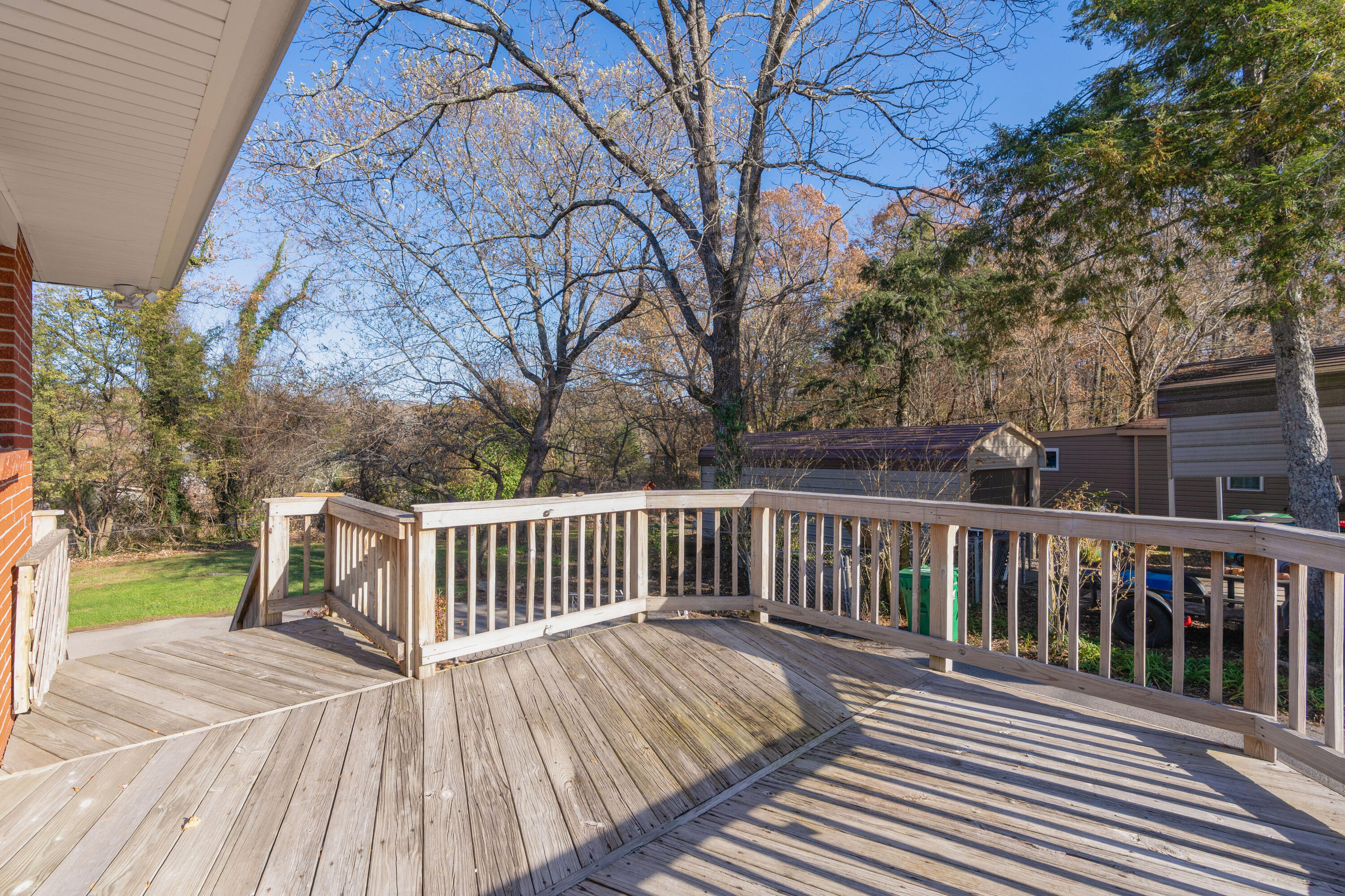 2804 Taft Highway