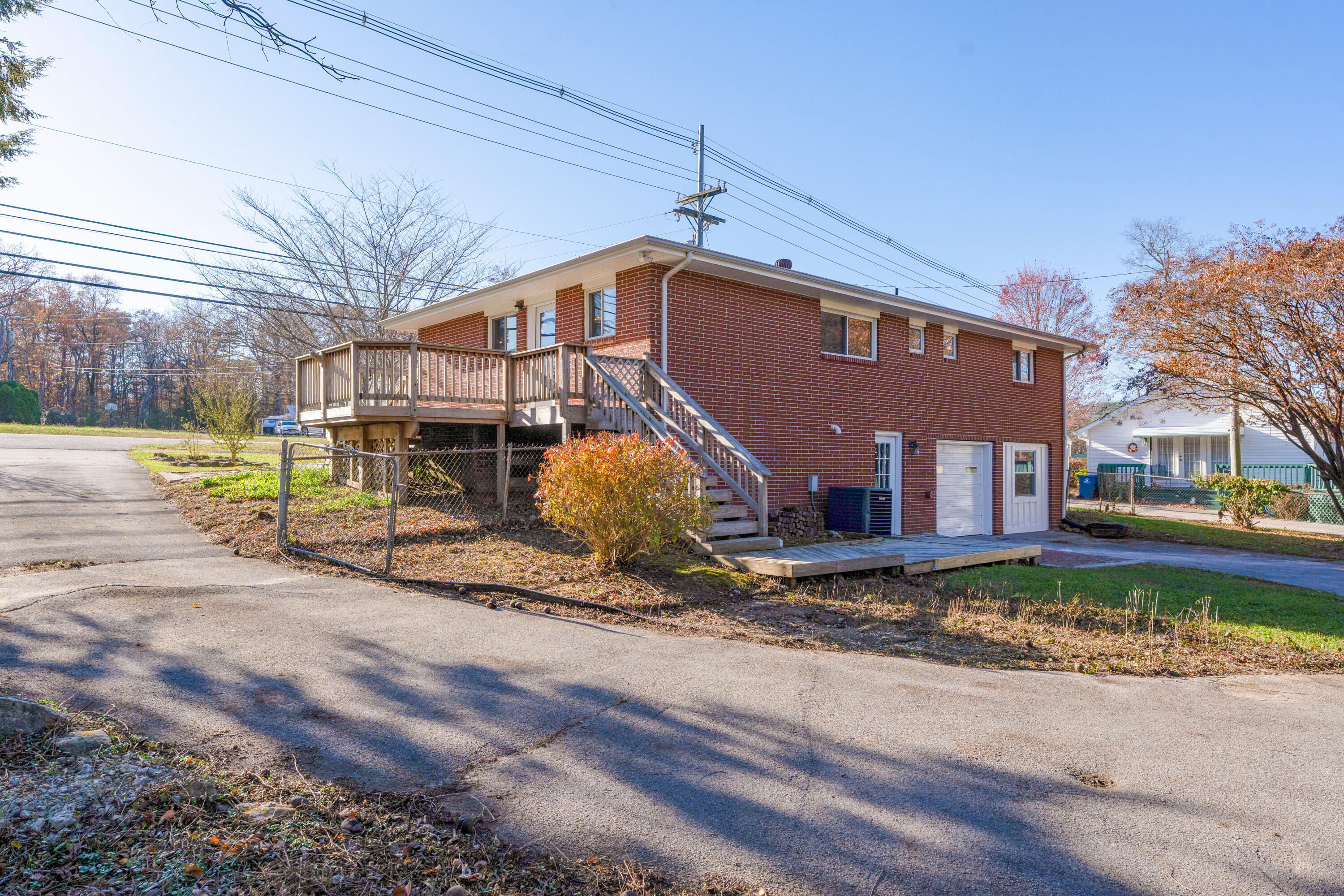 2804 Taft Highway