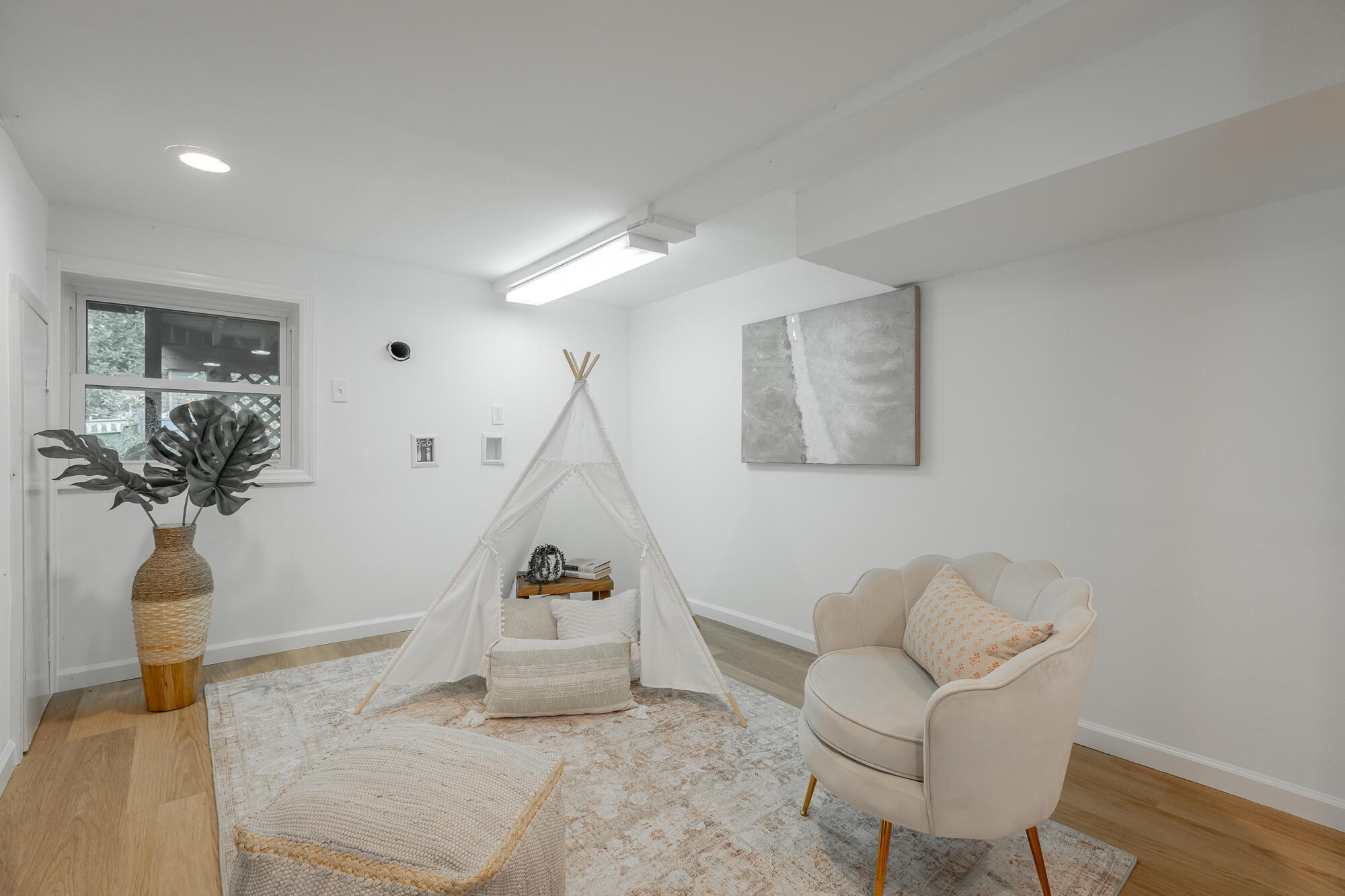 2804 Taft Highway