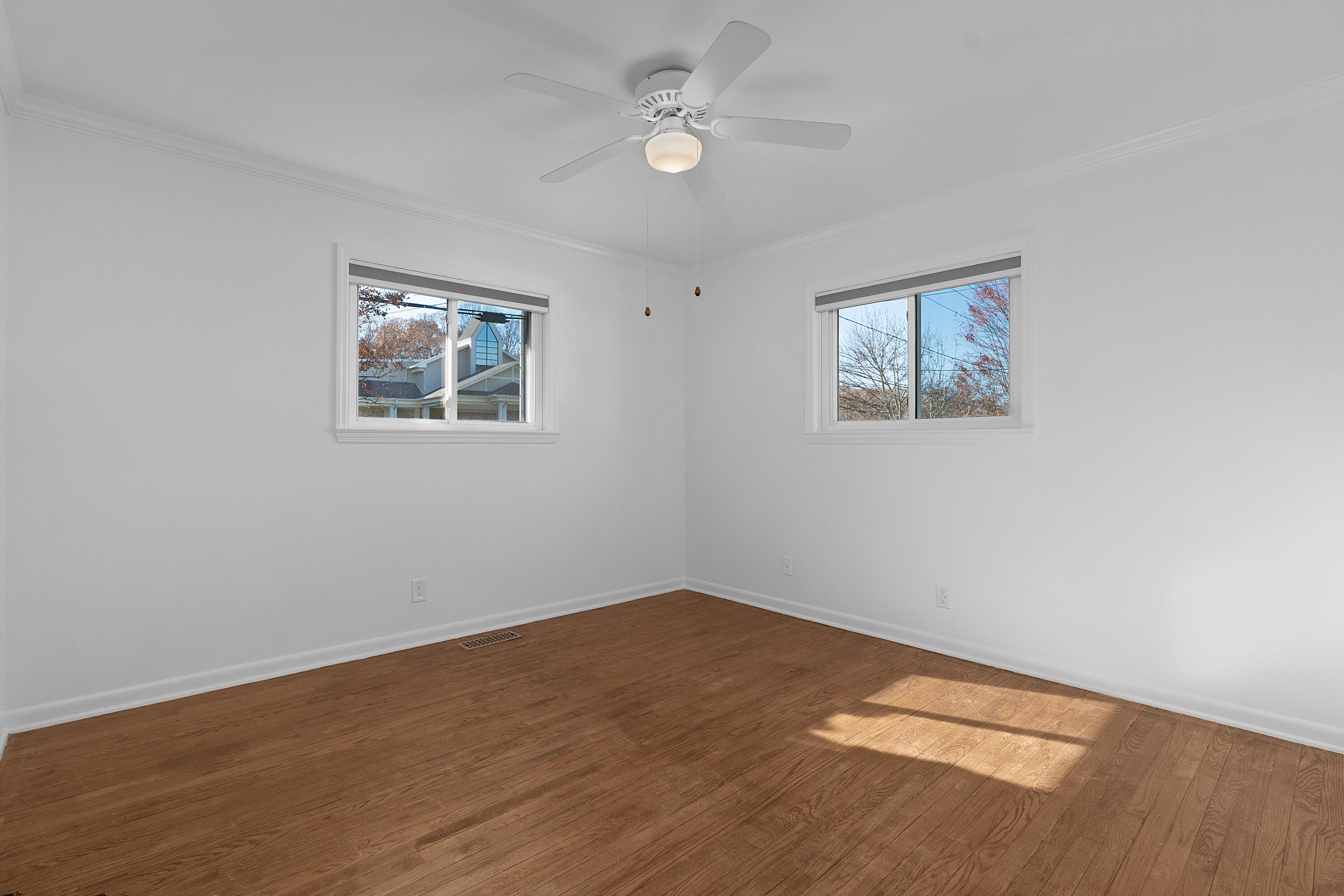 2804 Taft Highway