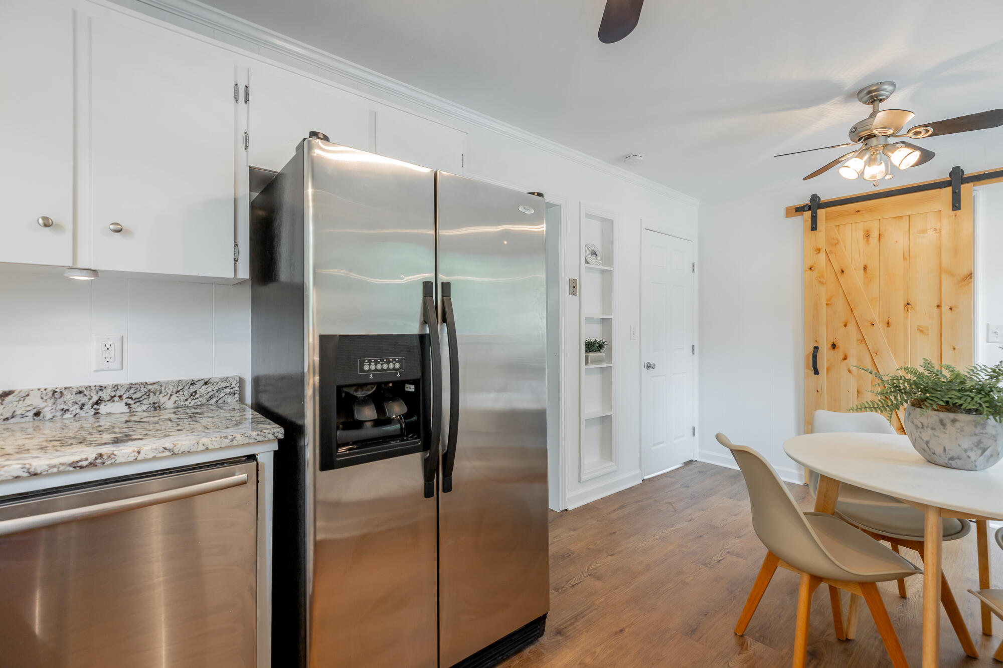 2804 Taft Highway