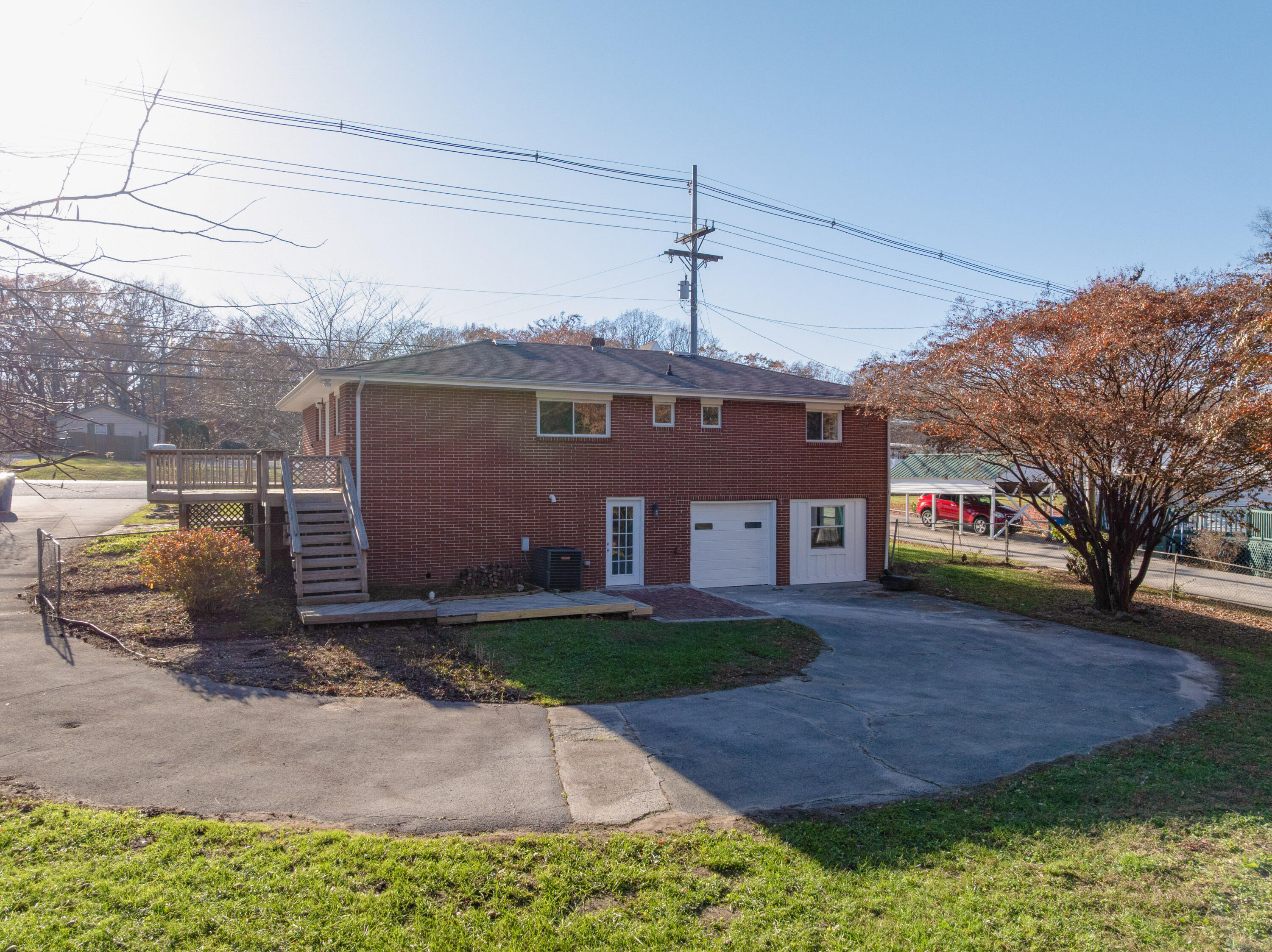 2804 Taft Highway