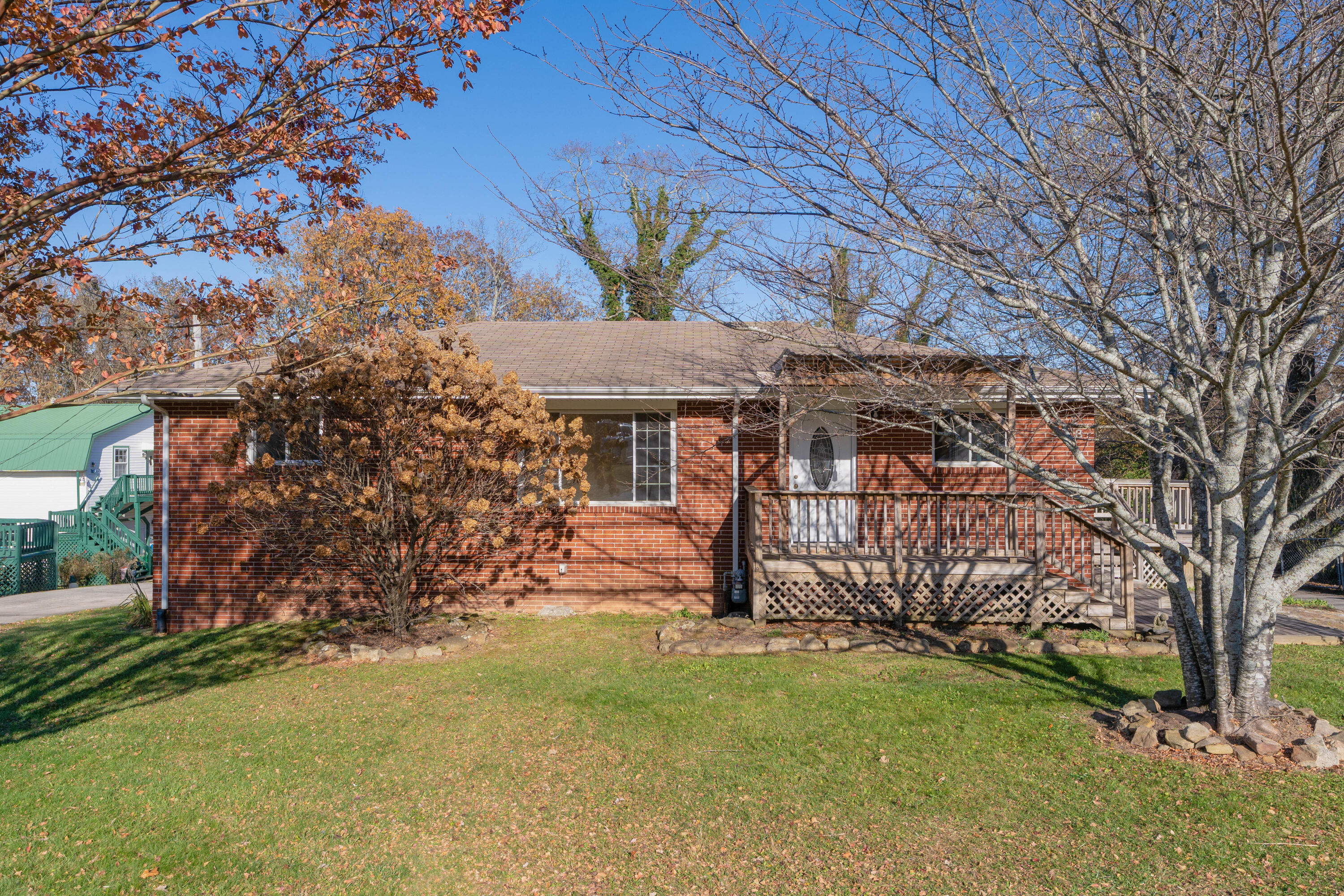 2804 Taft Highway