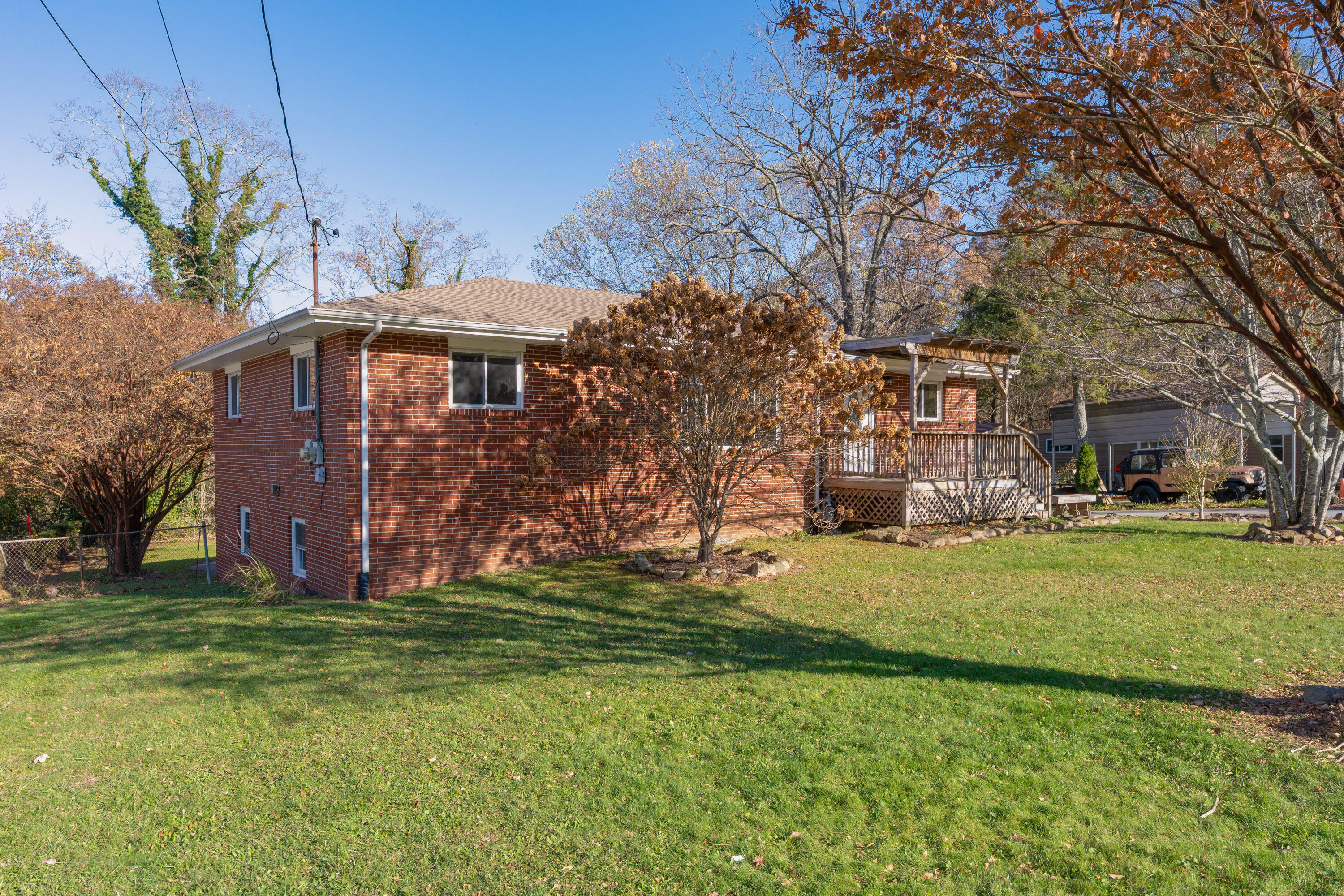 2804 Taft Highway