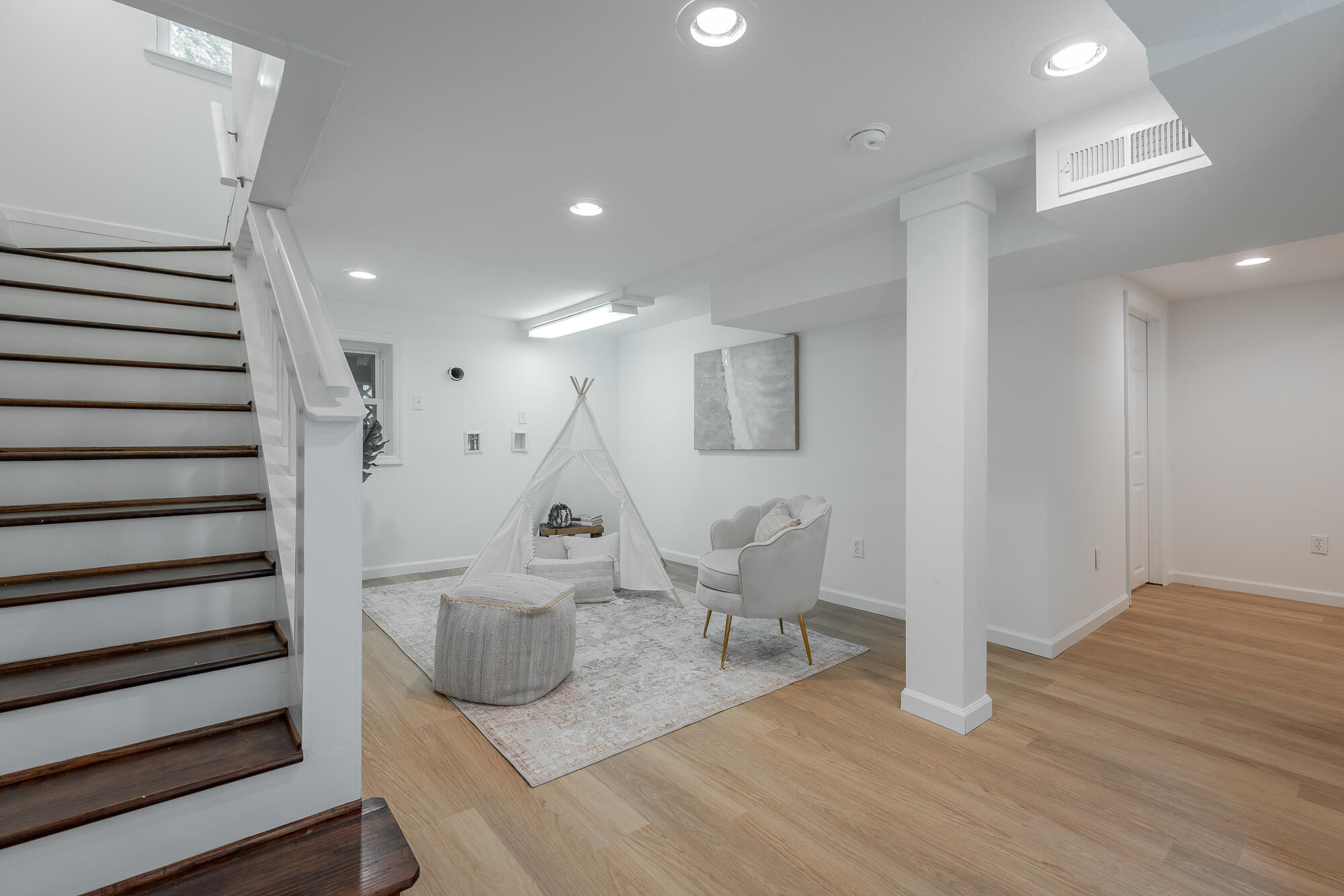 2804 Taft Highway