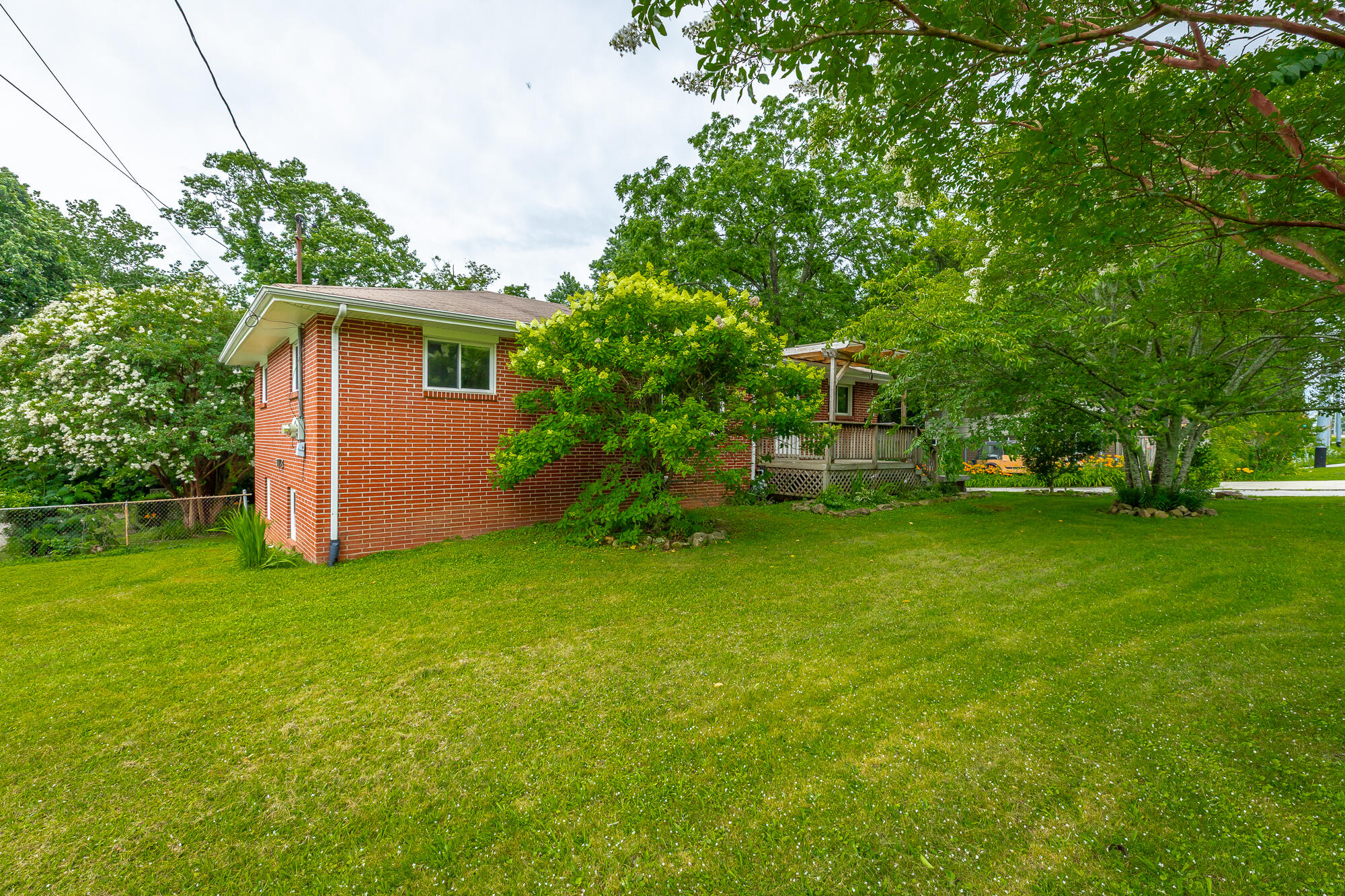 2804 Taft Highway