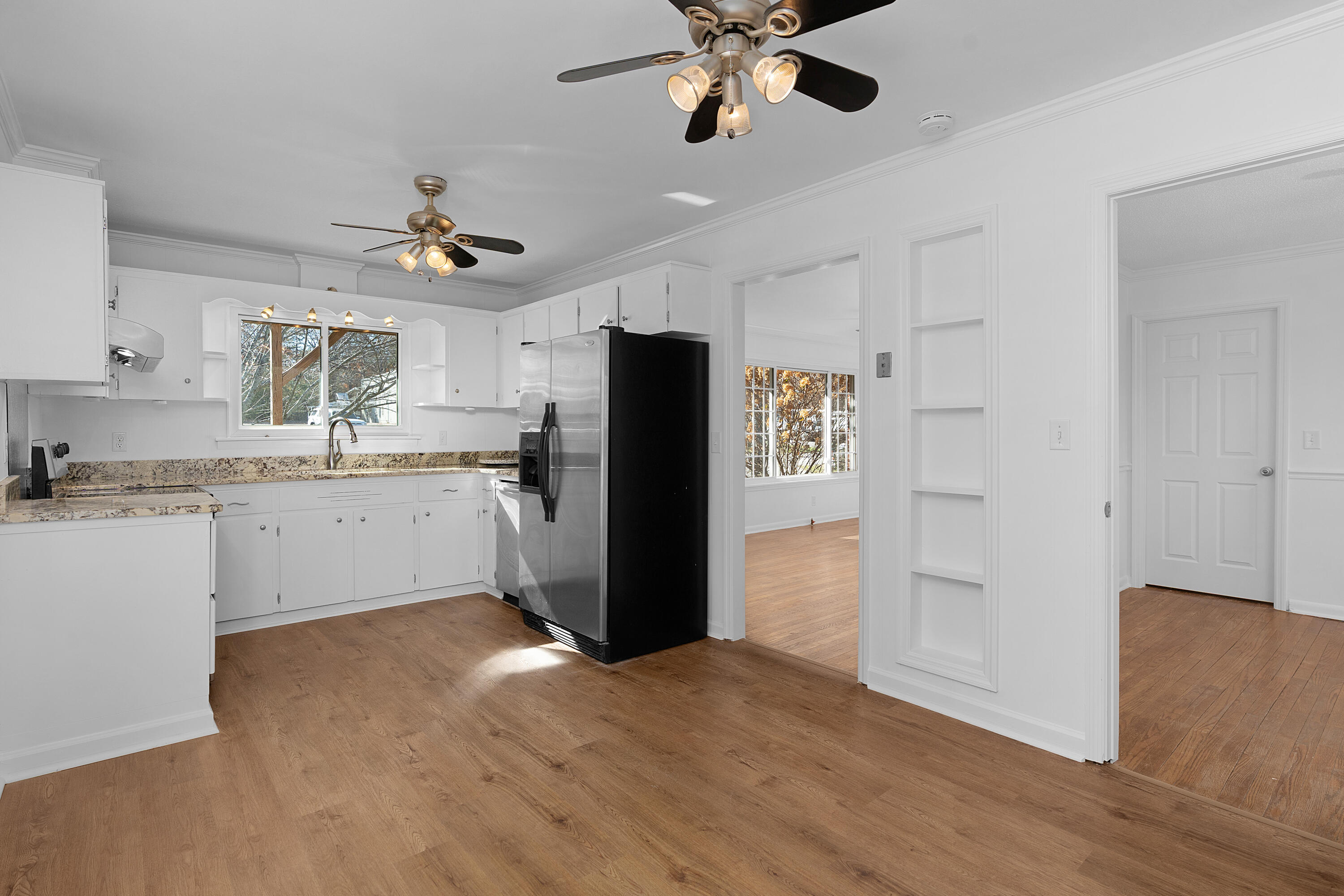 2804 Taft Highway