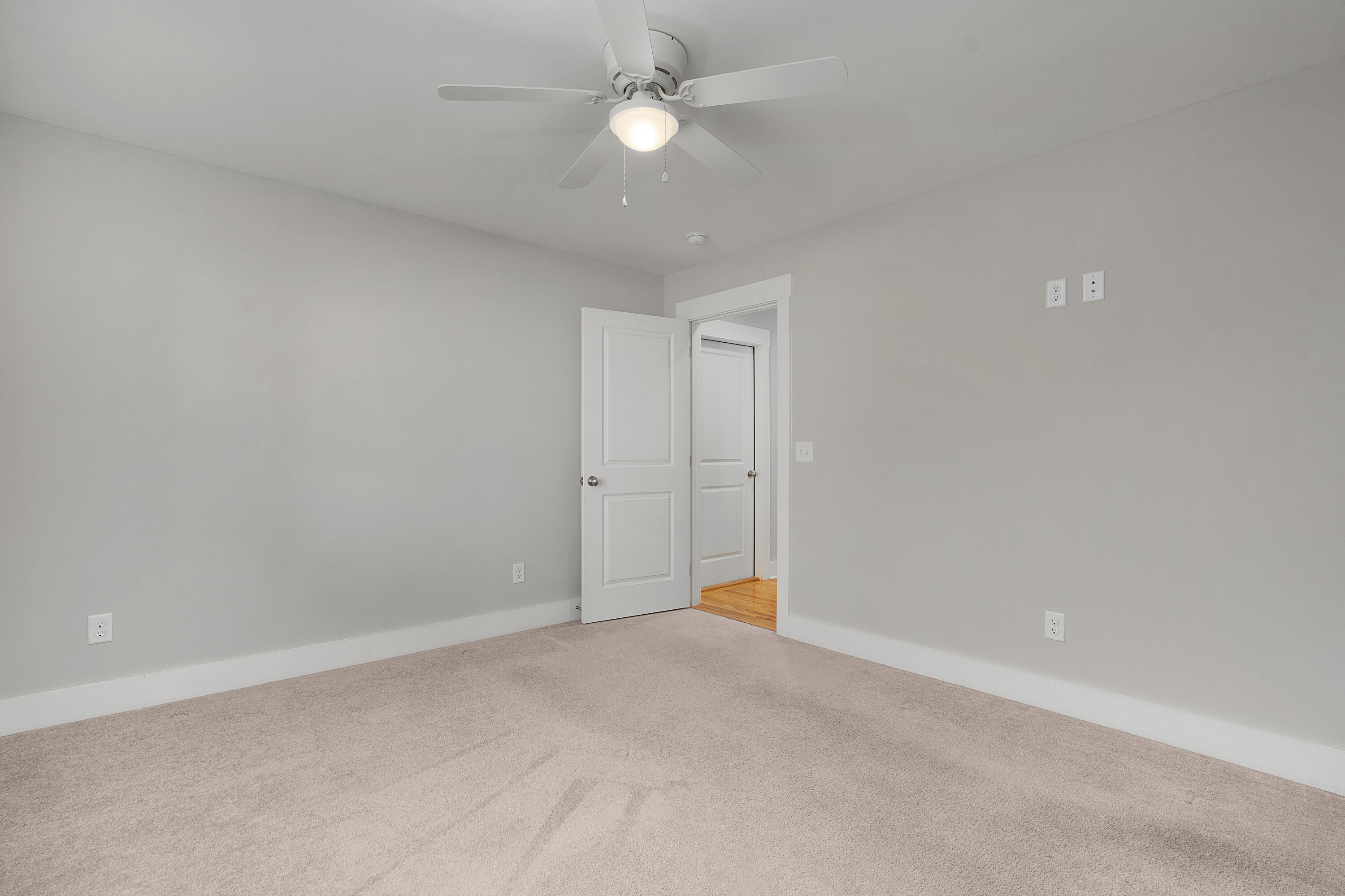 602 Paragon Drive