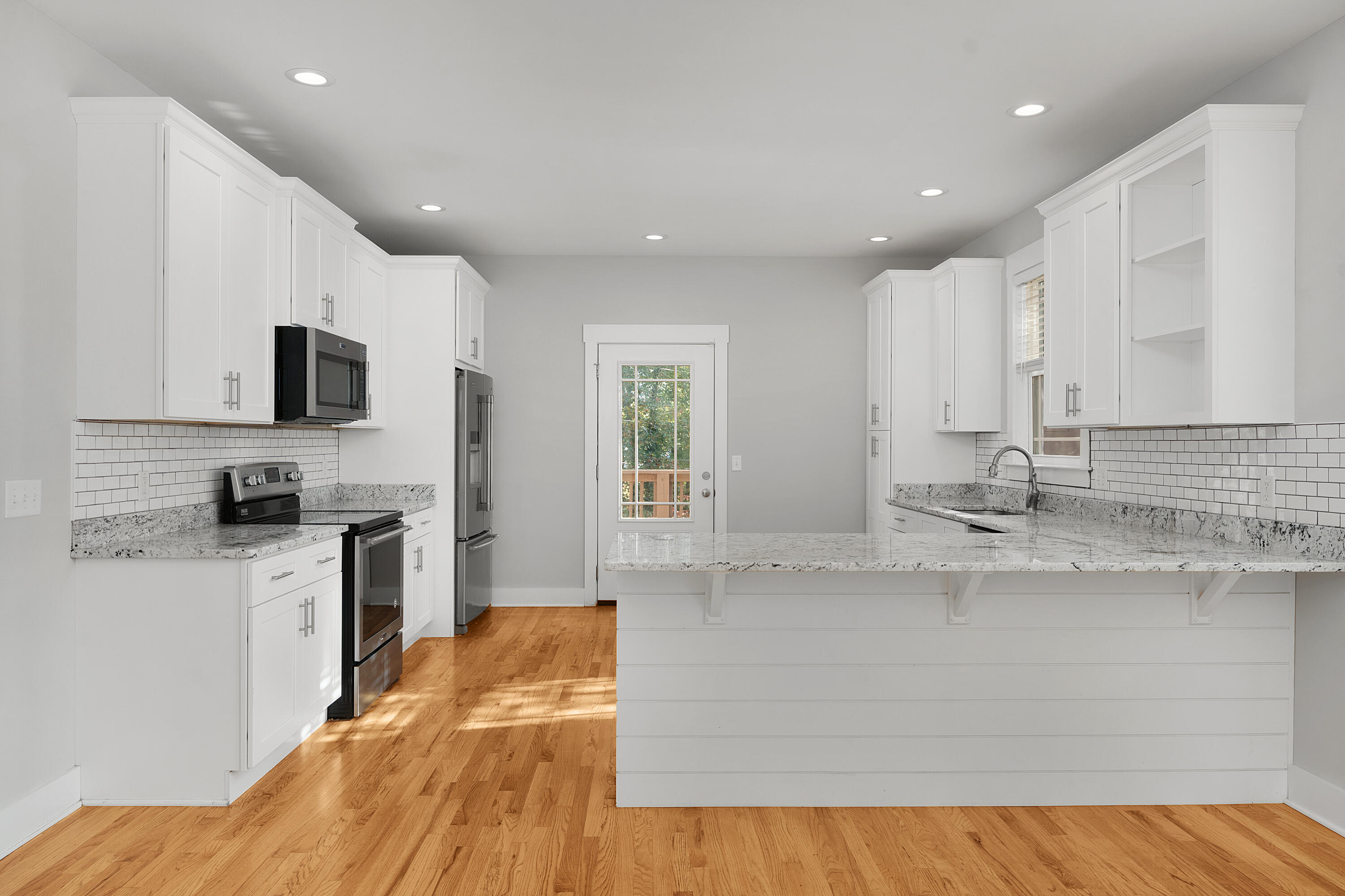 602 Paragon Drive