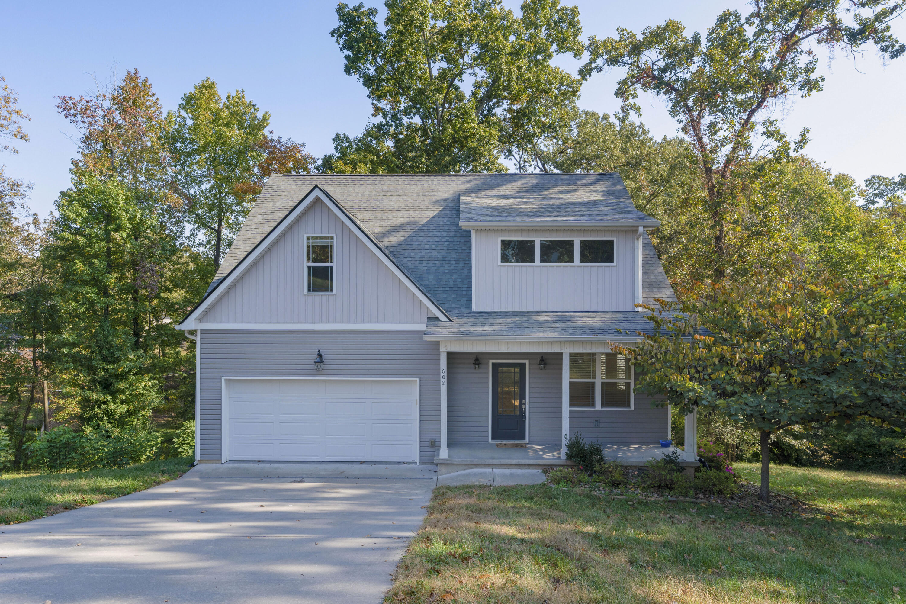 602 Paragon Drive