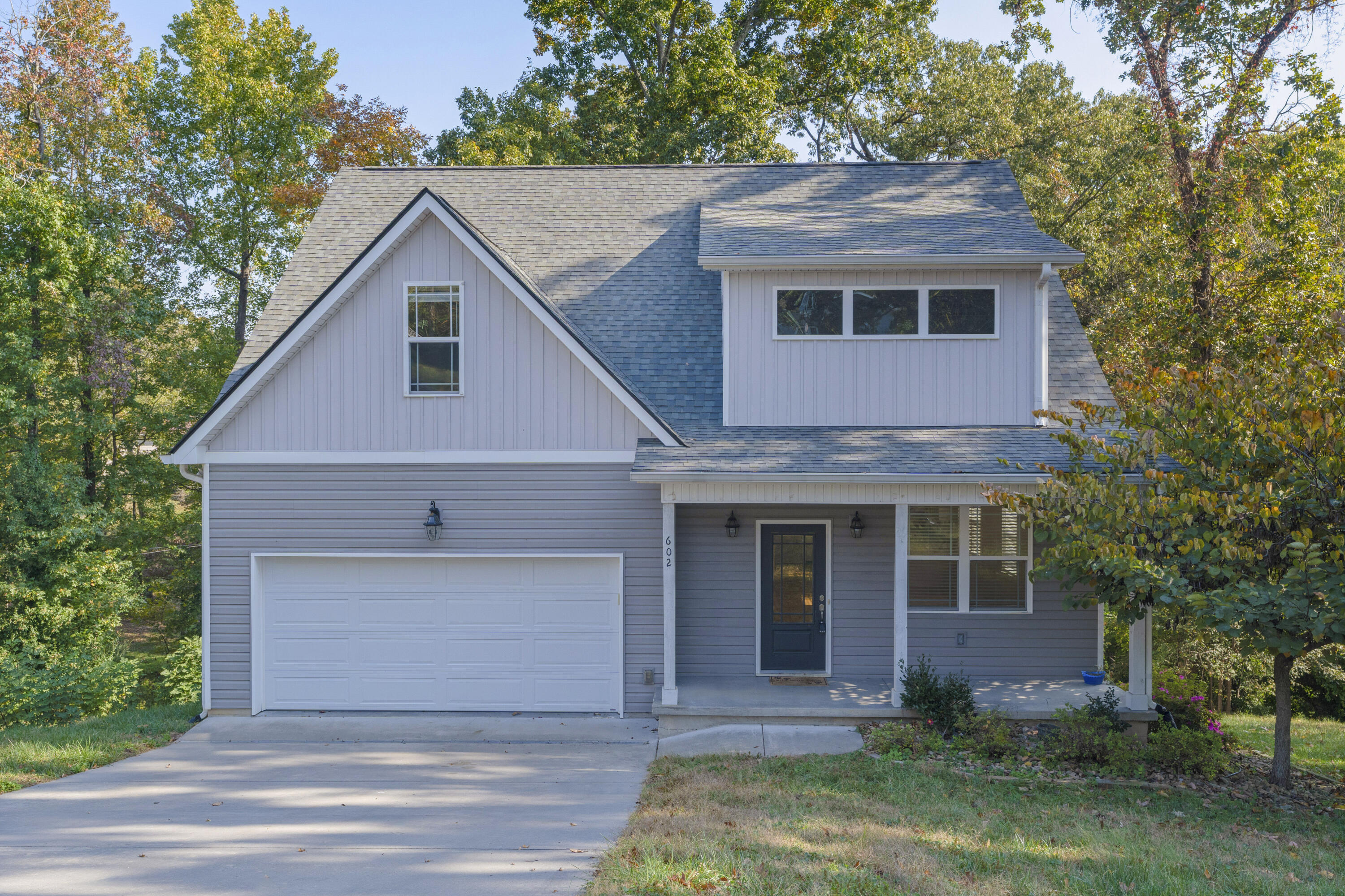 602 Paragon Drive
