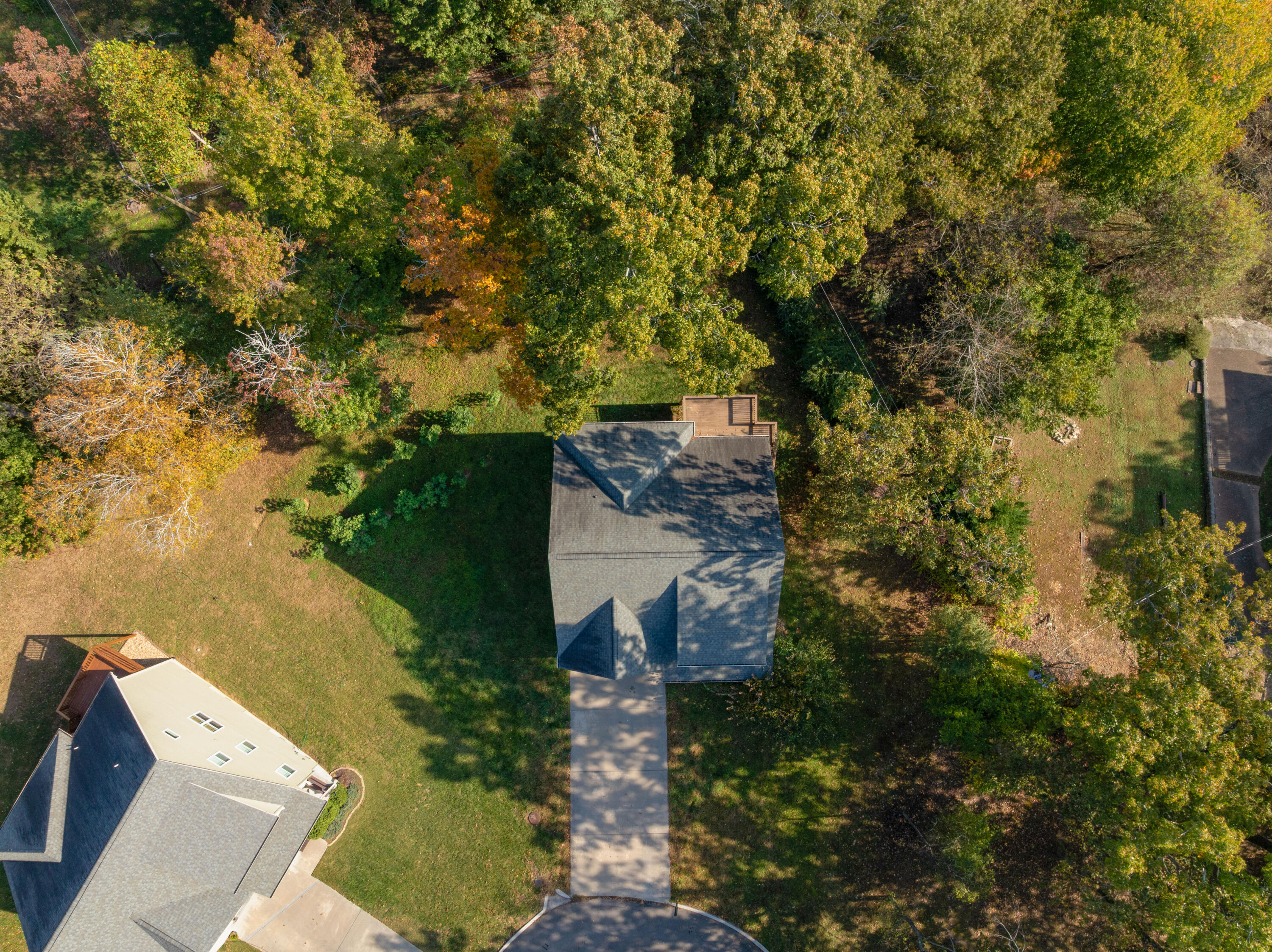 602 Paragon Drive
