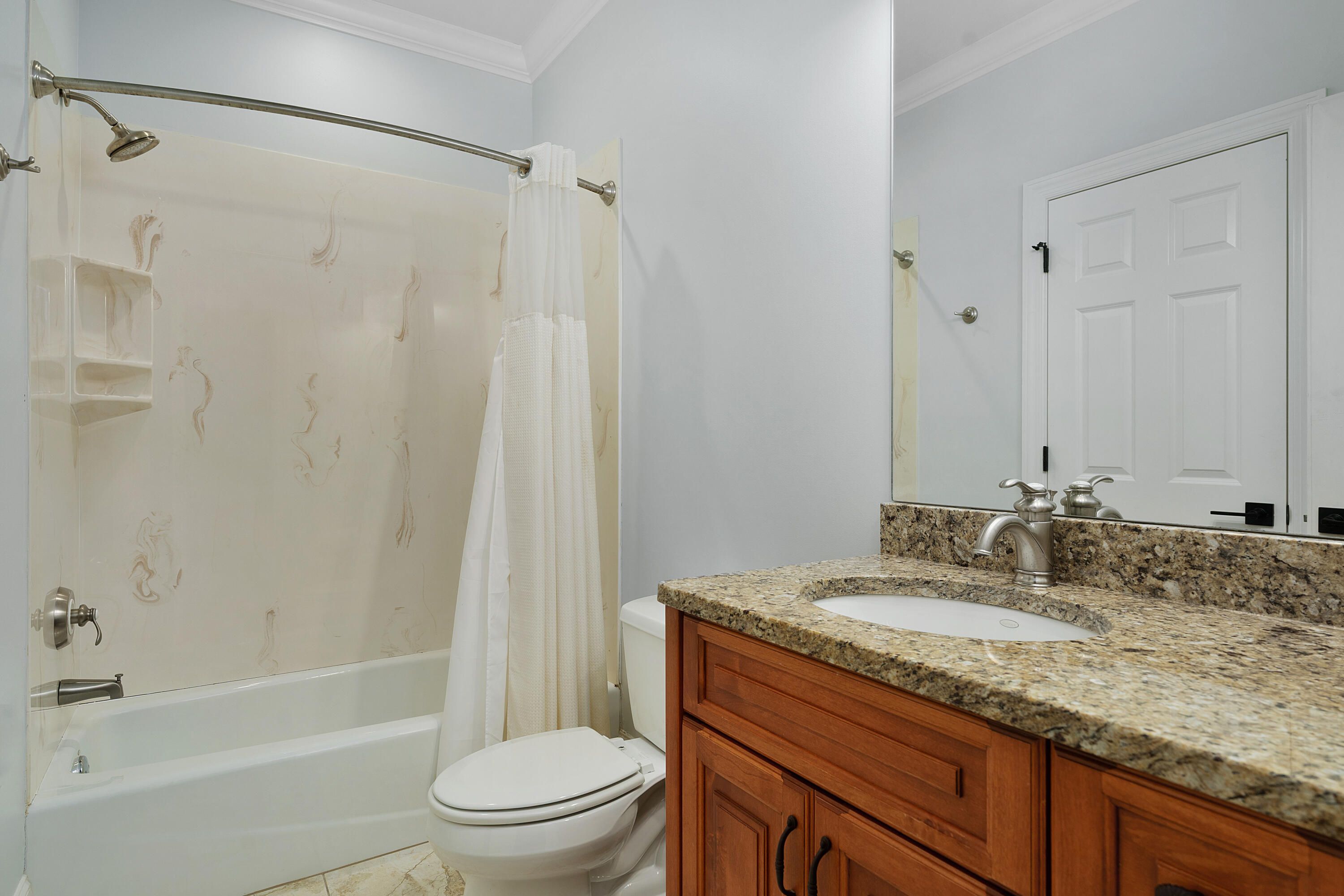 6803 Silver Cloud Cove
