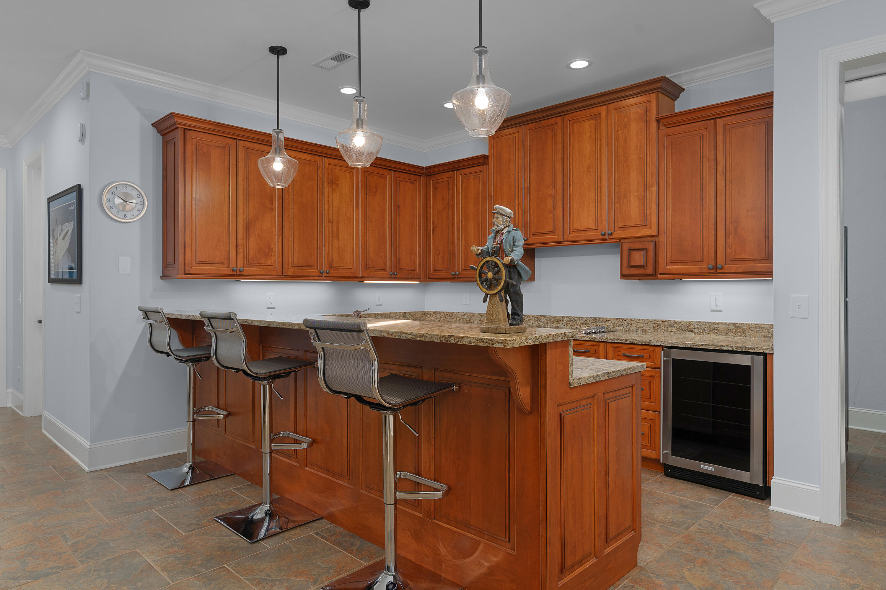 6803 Silver Cloud Cove