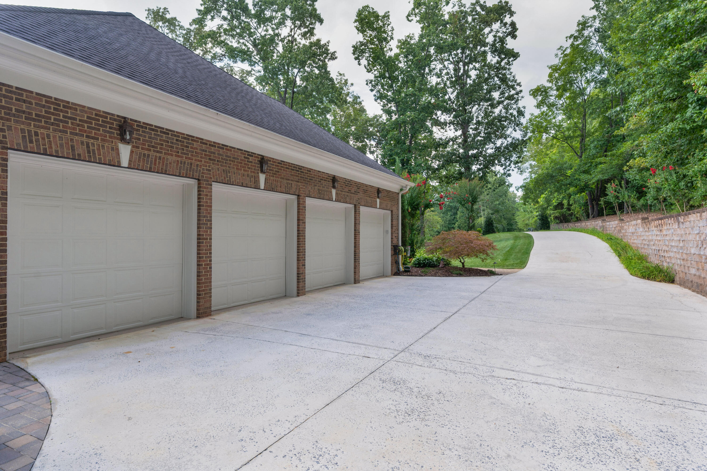 6803 Silver Cloud Cove