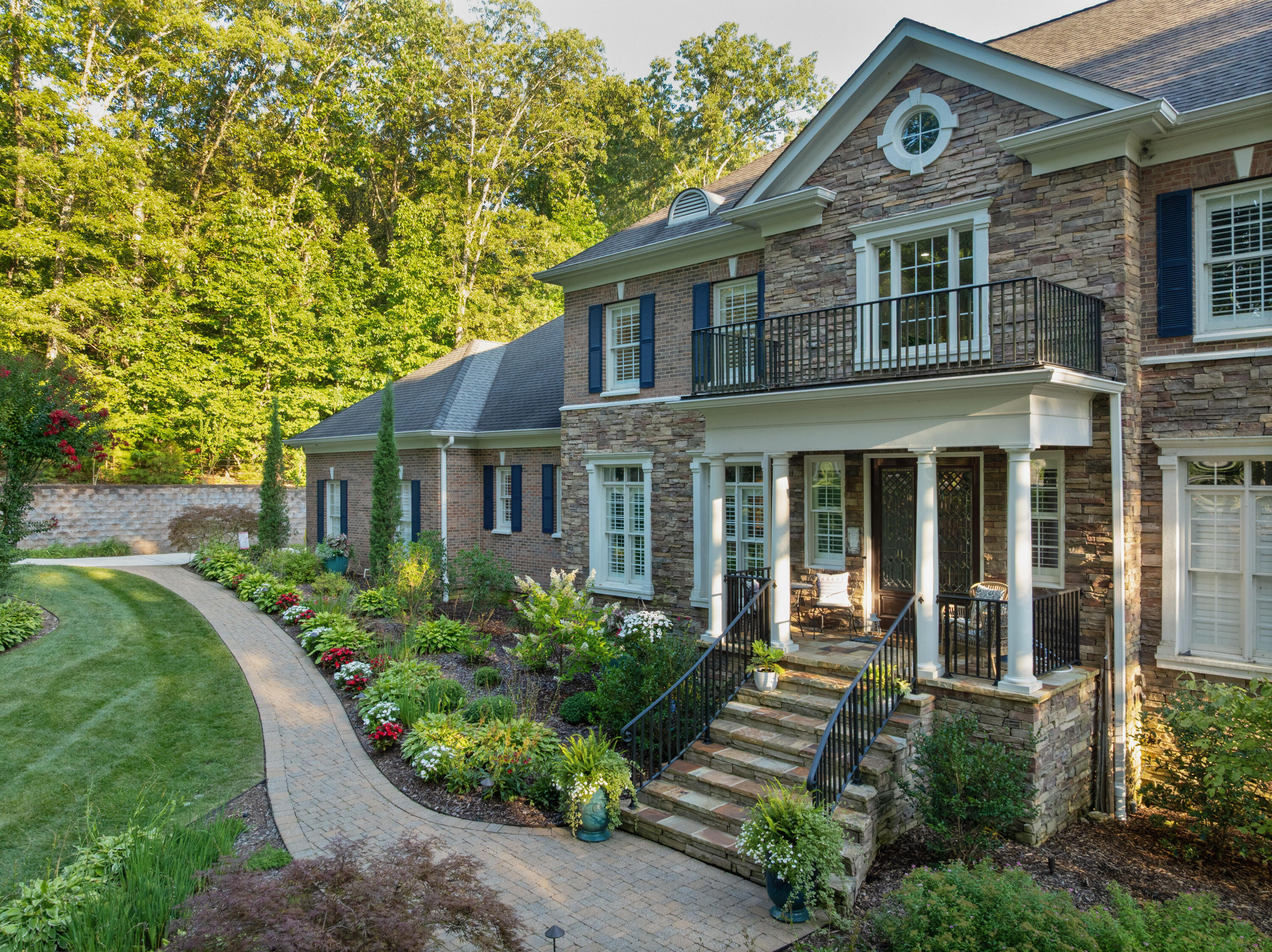 6803 Silver Cloud Cove