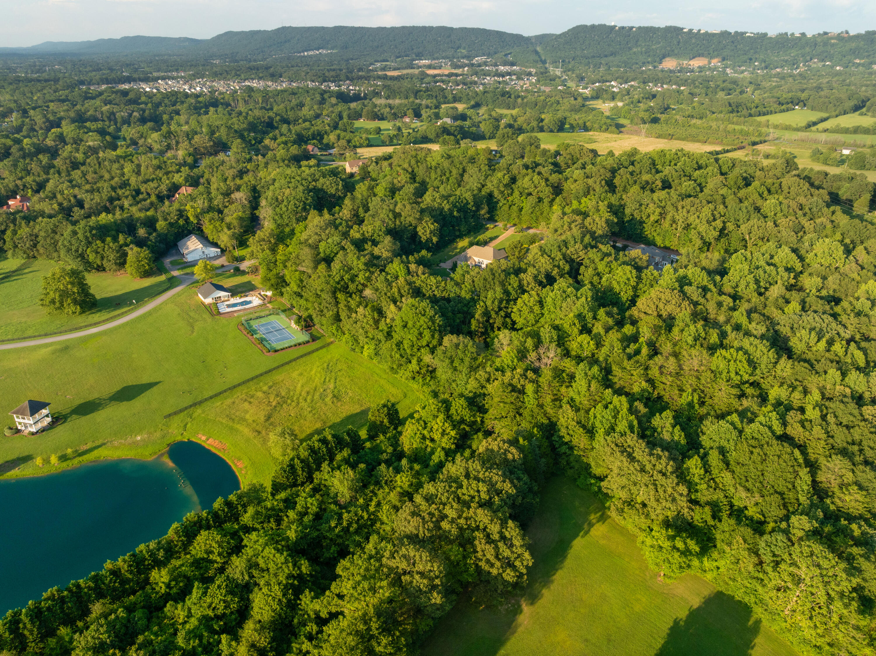 6803 Silver Cloud Cove