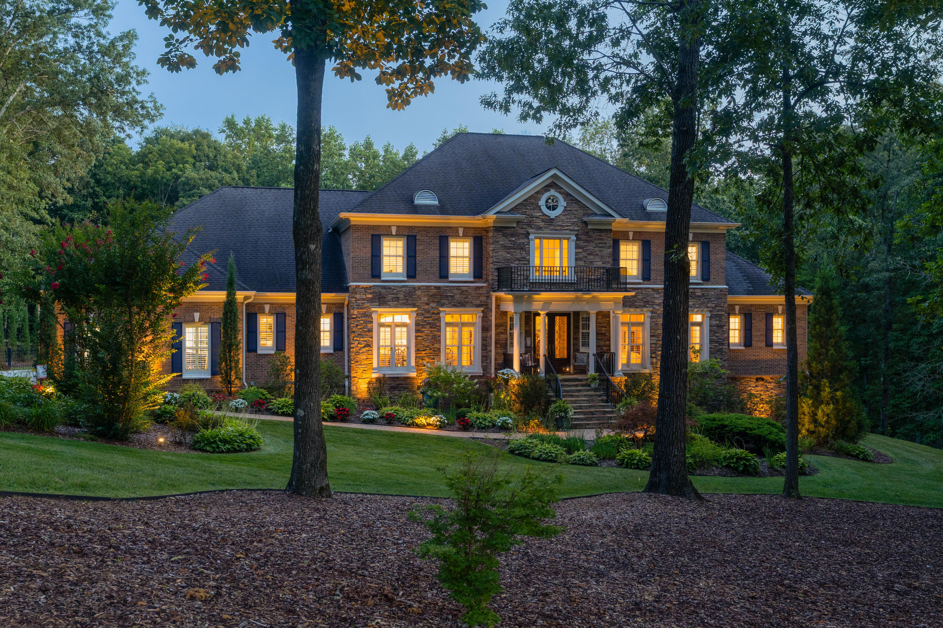 6803 Silver Cloud Cove
