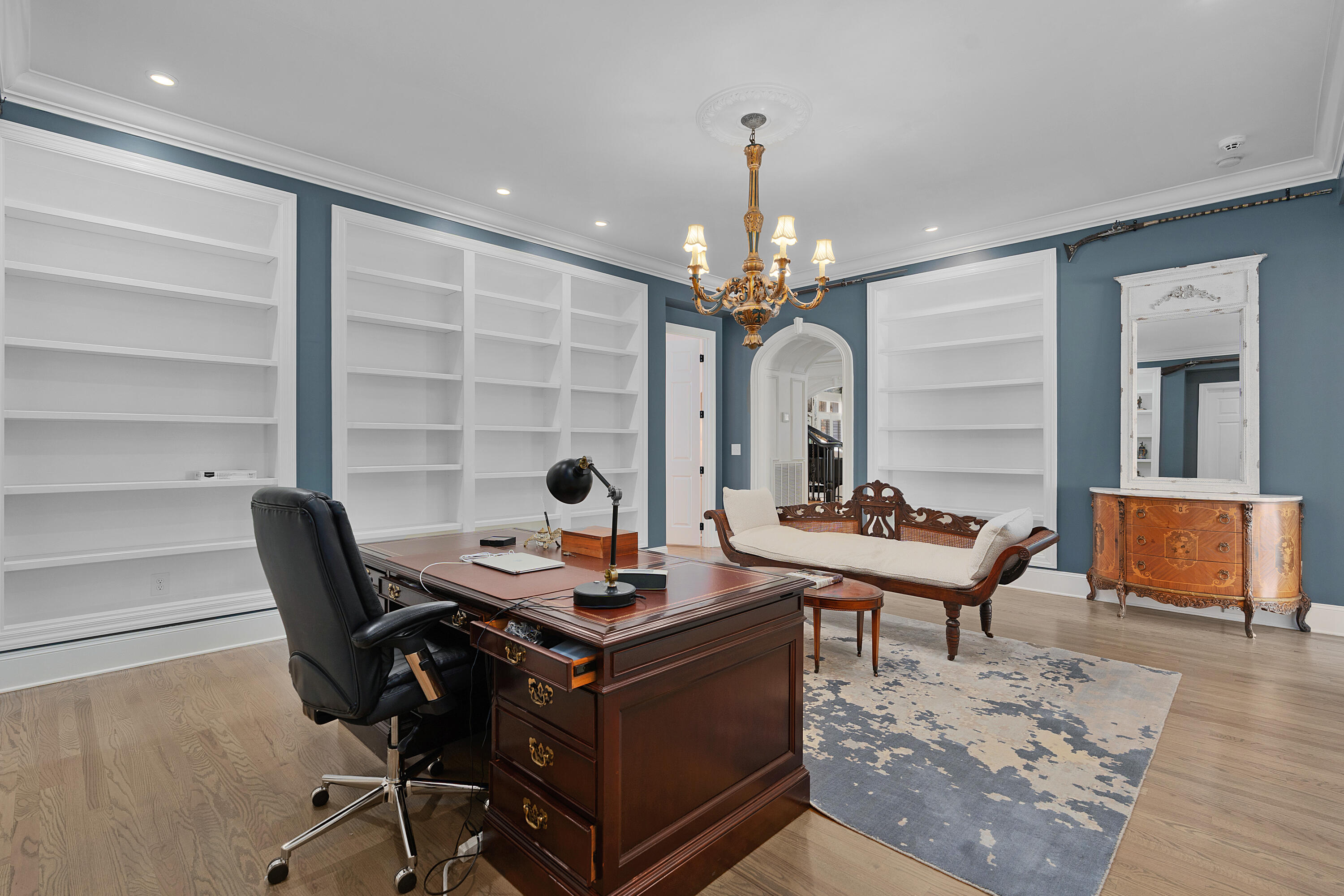 6803 Silver Cloud Cove
