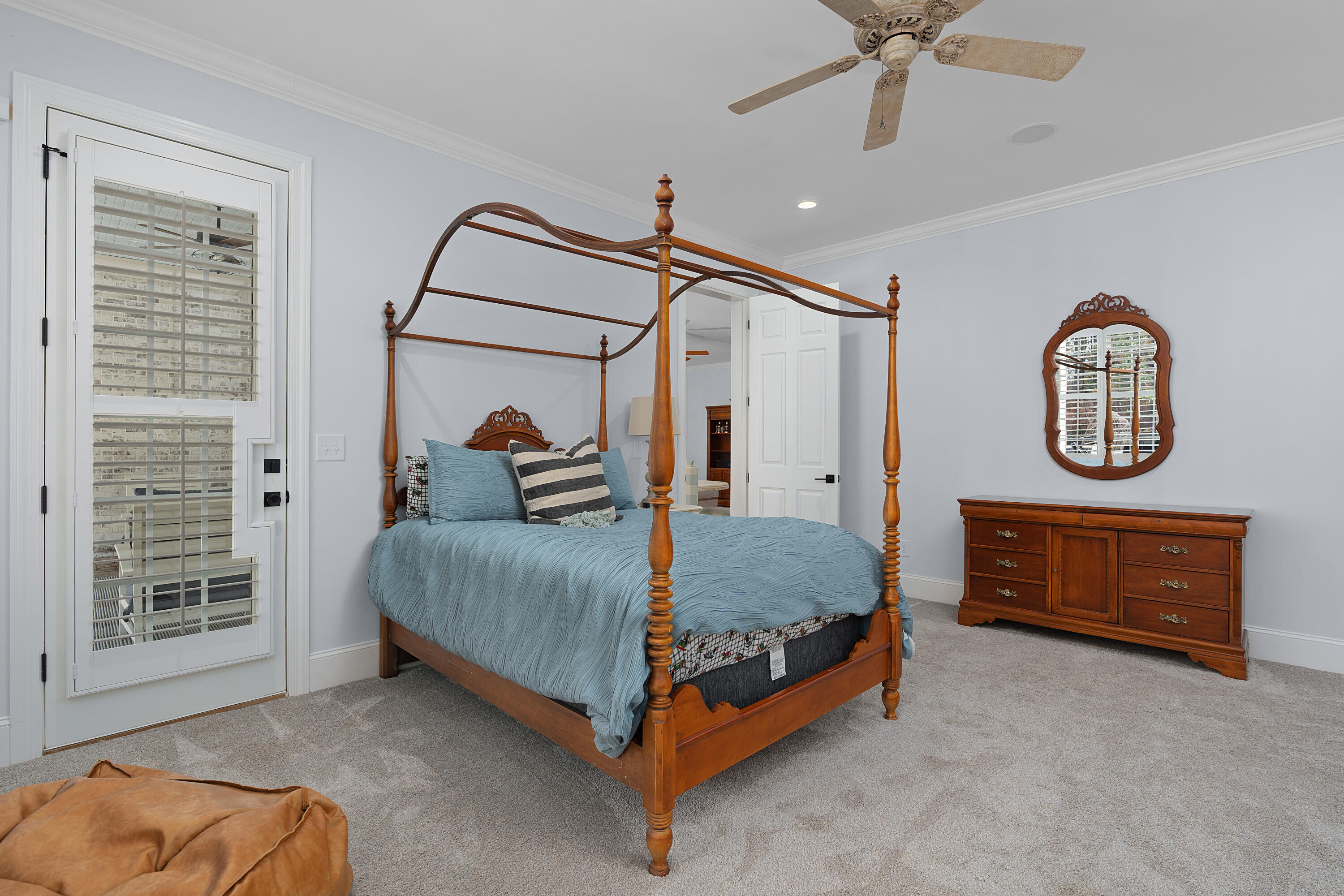 6803 Silver Cloud Cove