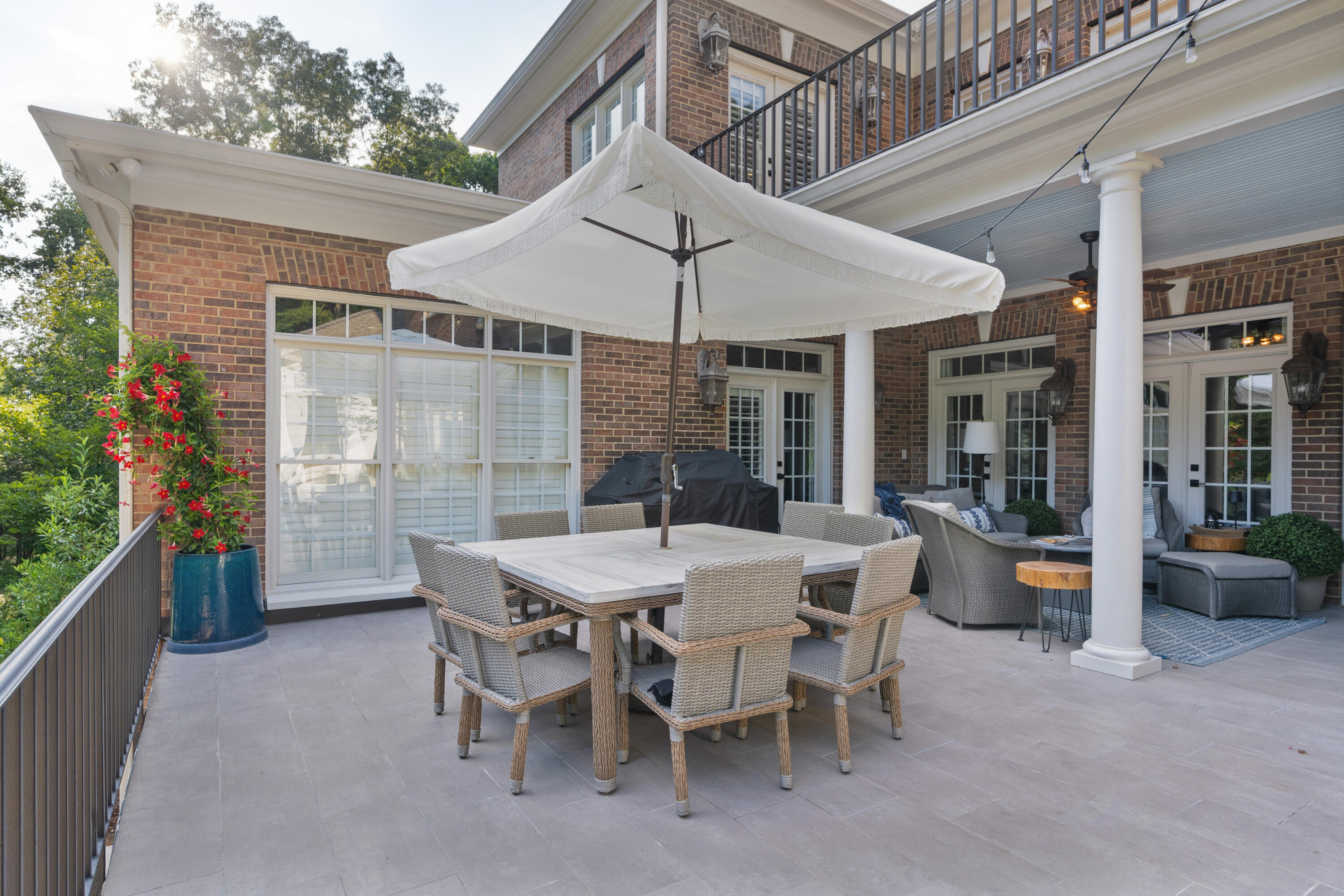 6803 Silver Cloud Cove