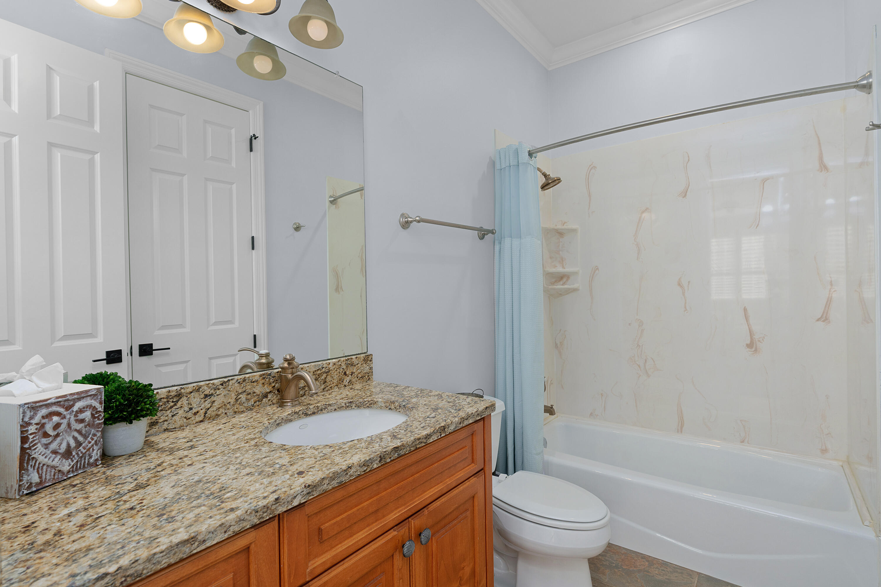 6803 Silver Cloud Cove