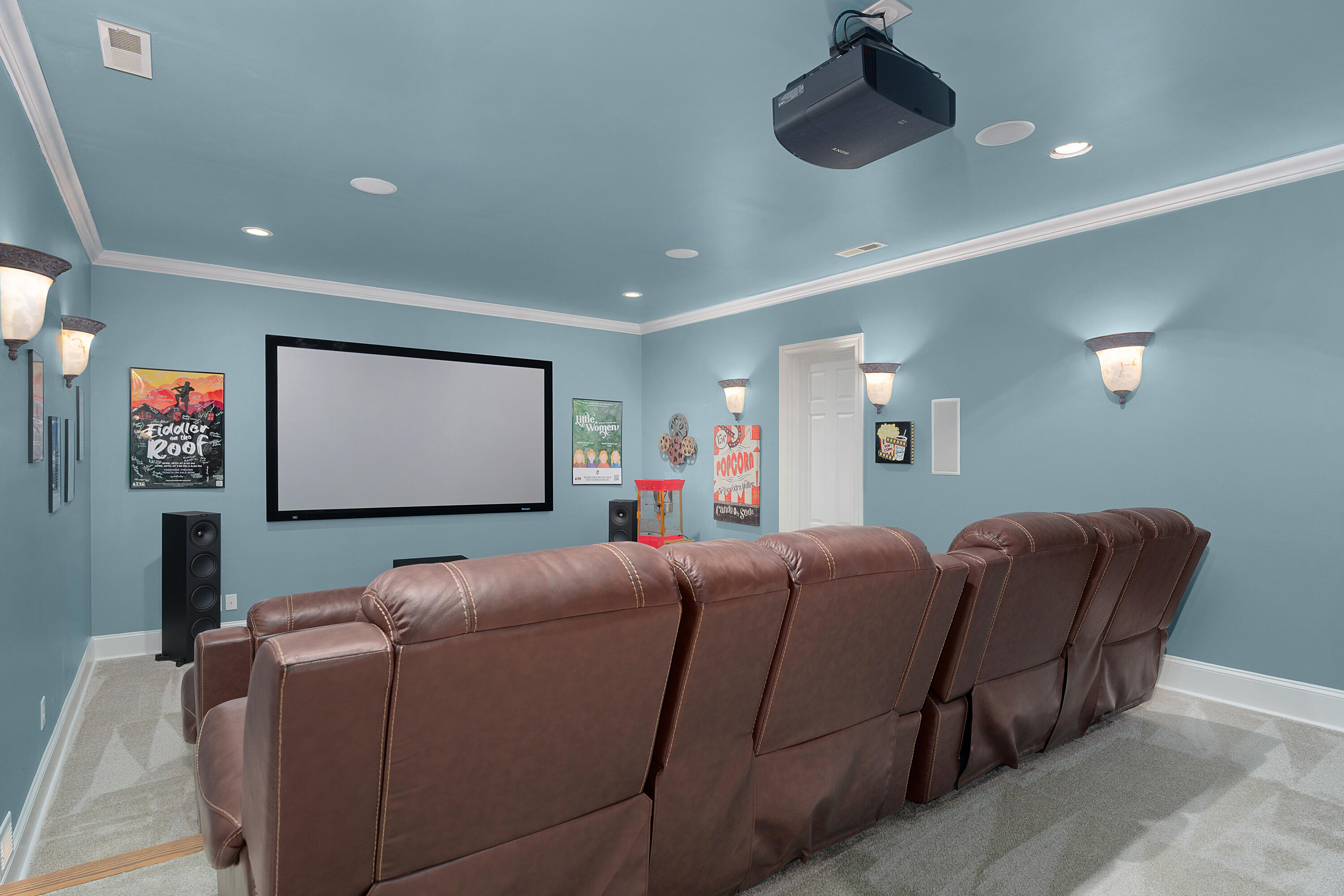 6803 Silver Cloud Cove
