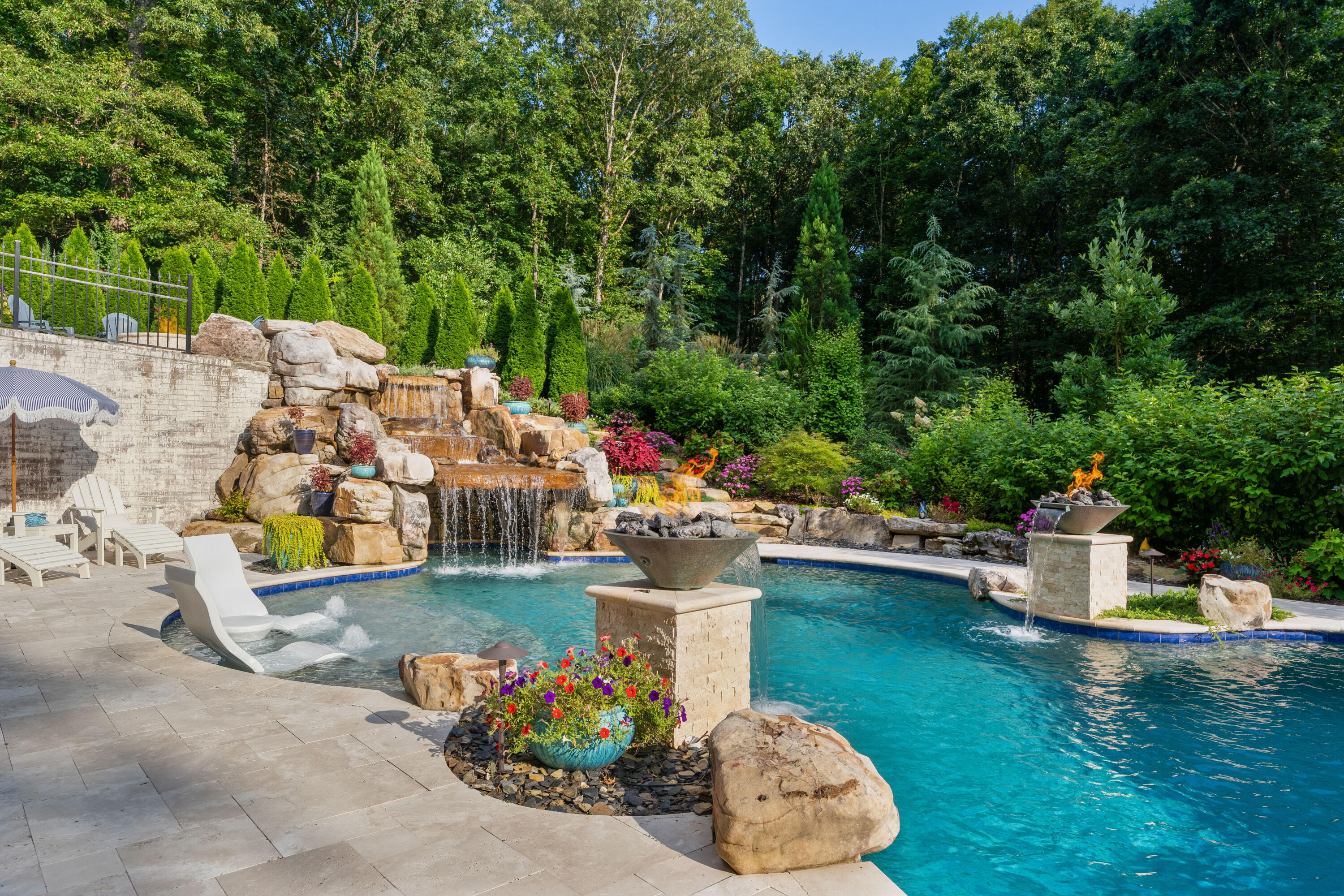 6803 Silver Cloud Cove