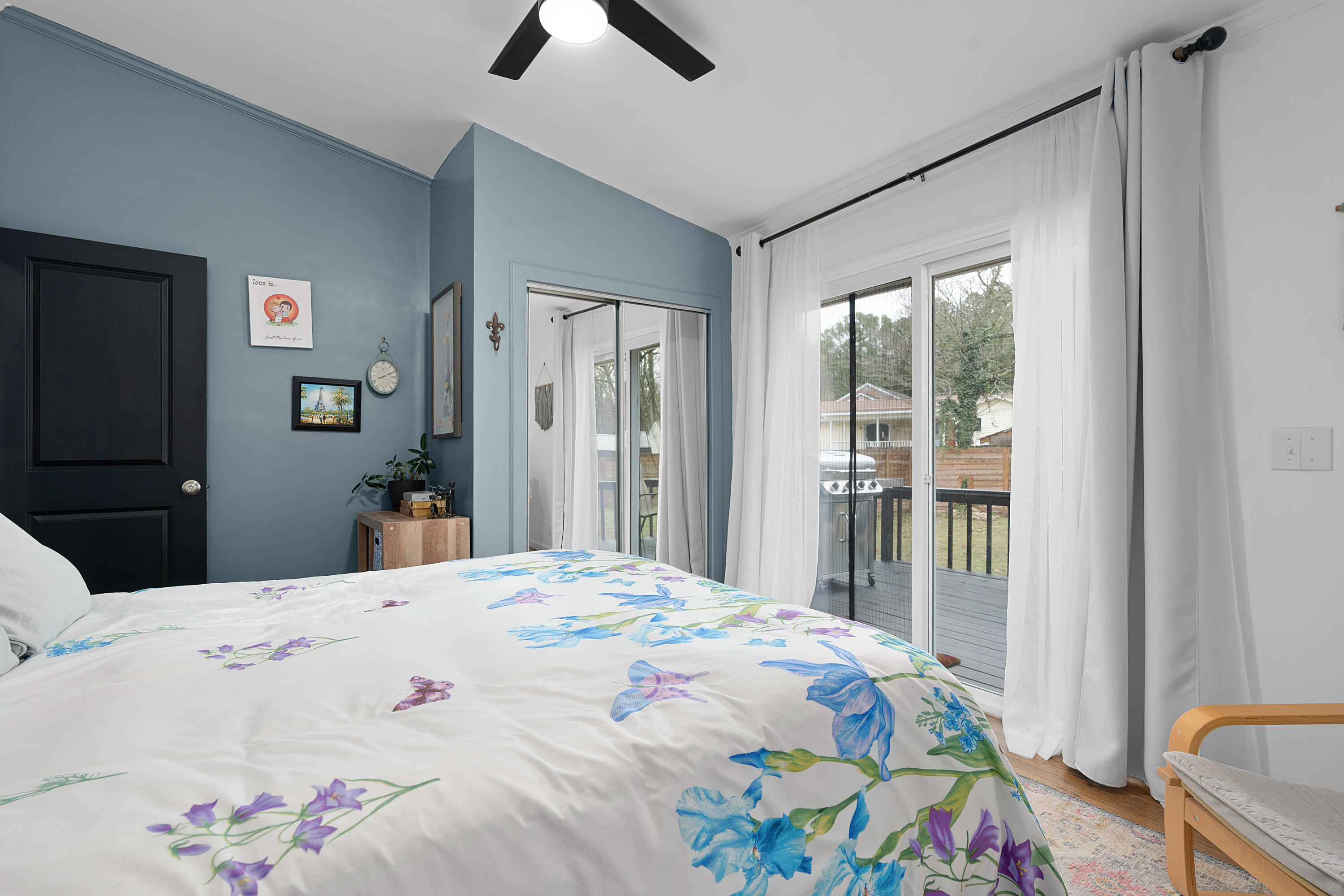 1329 Highland Way