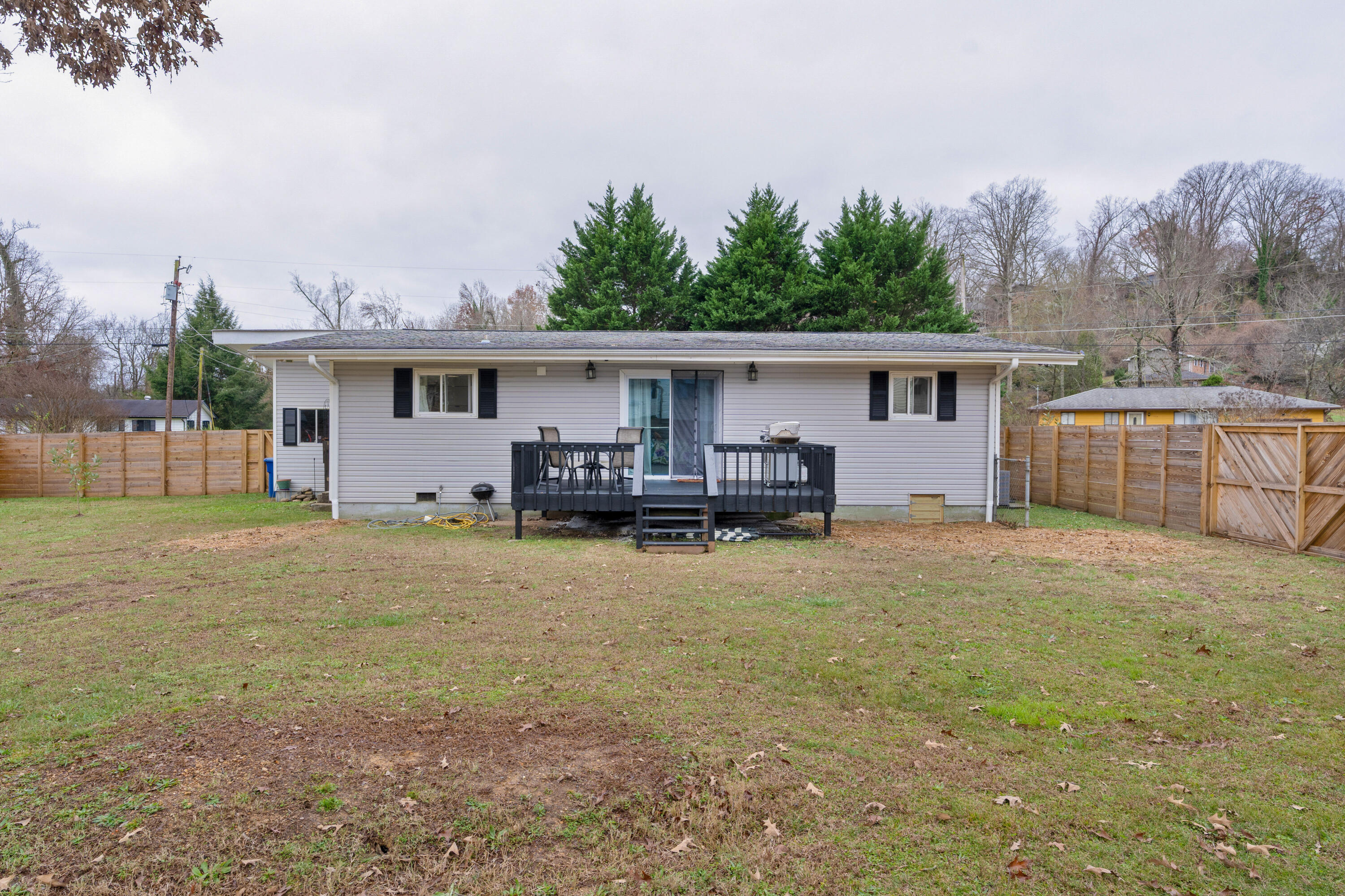 1329 Highland Way