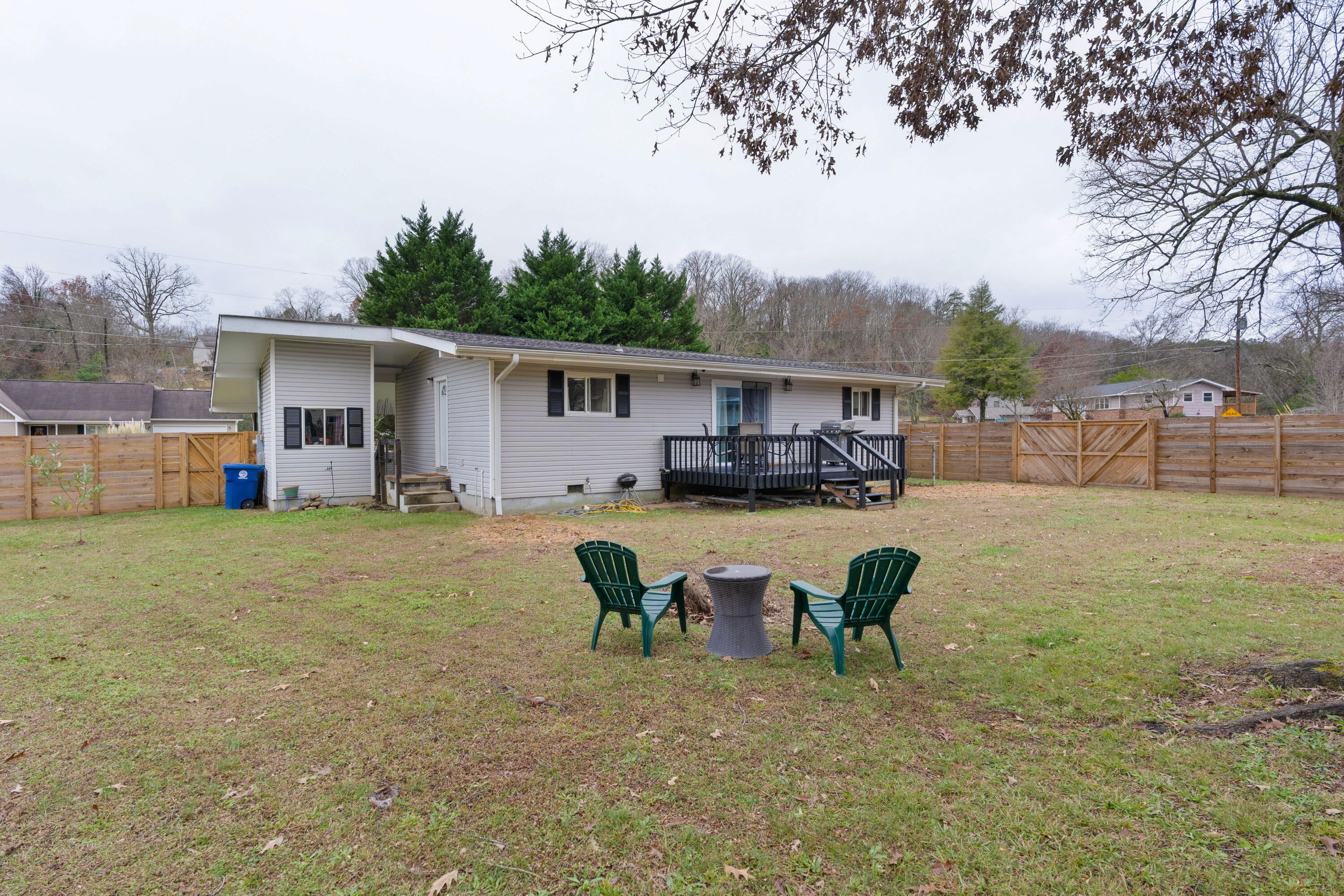 1329 Highland Way