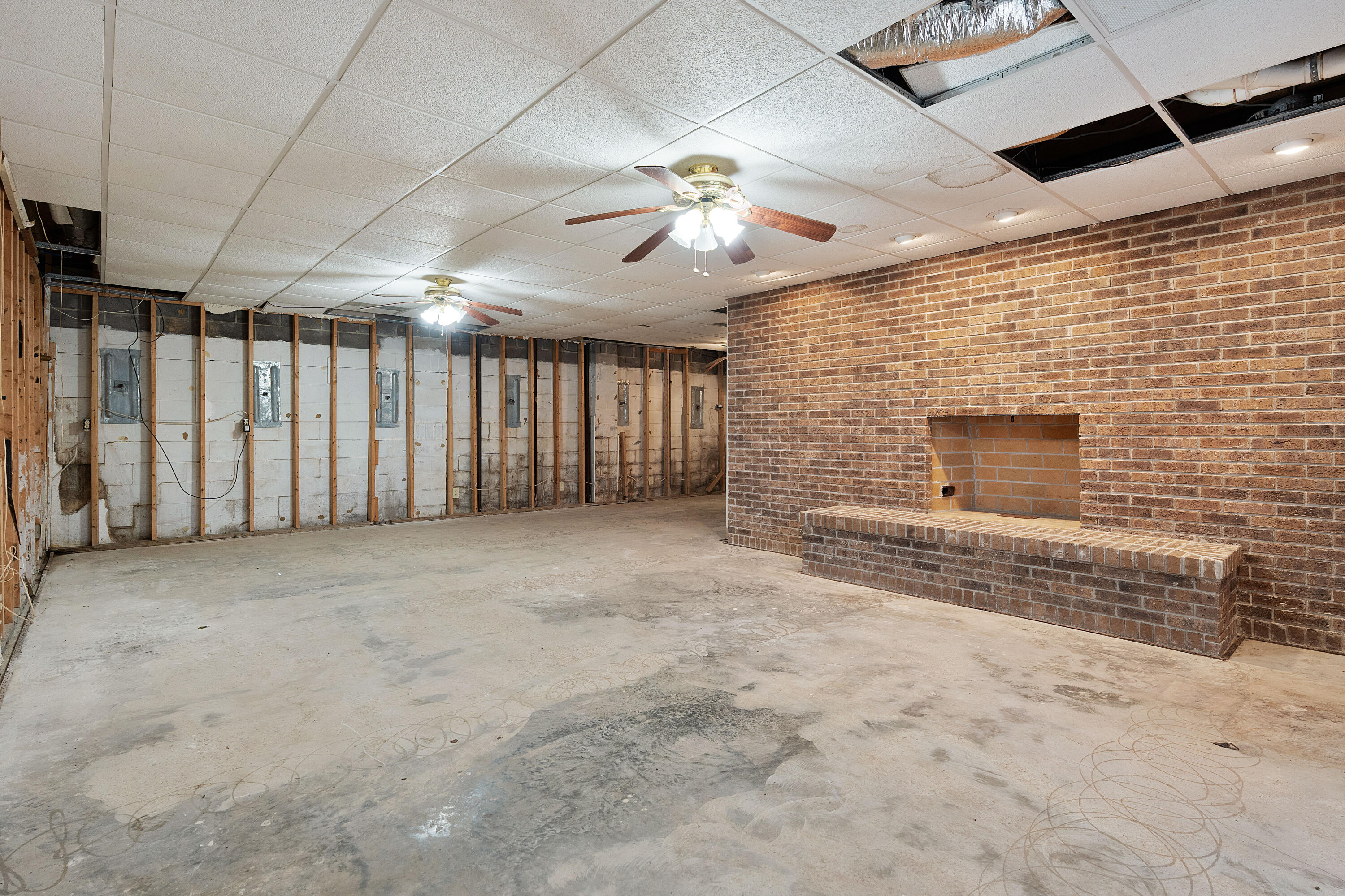 8345 Heron Circle