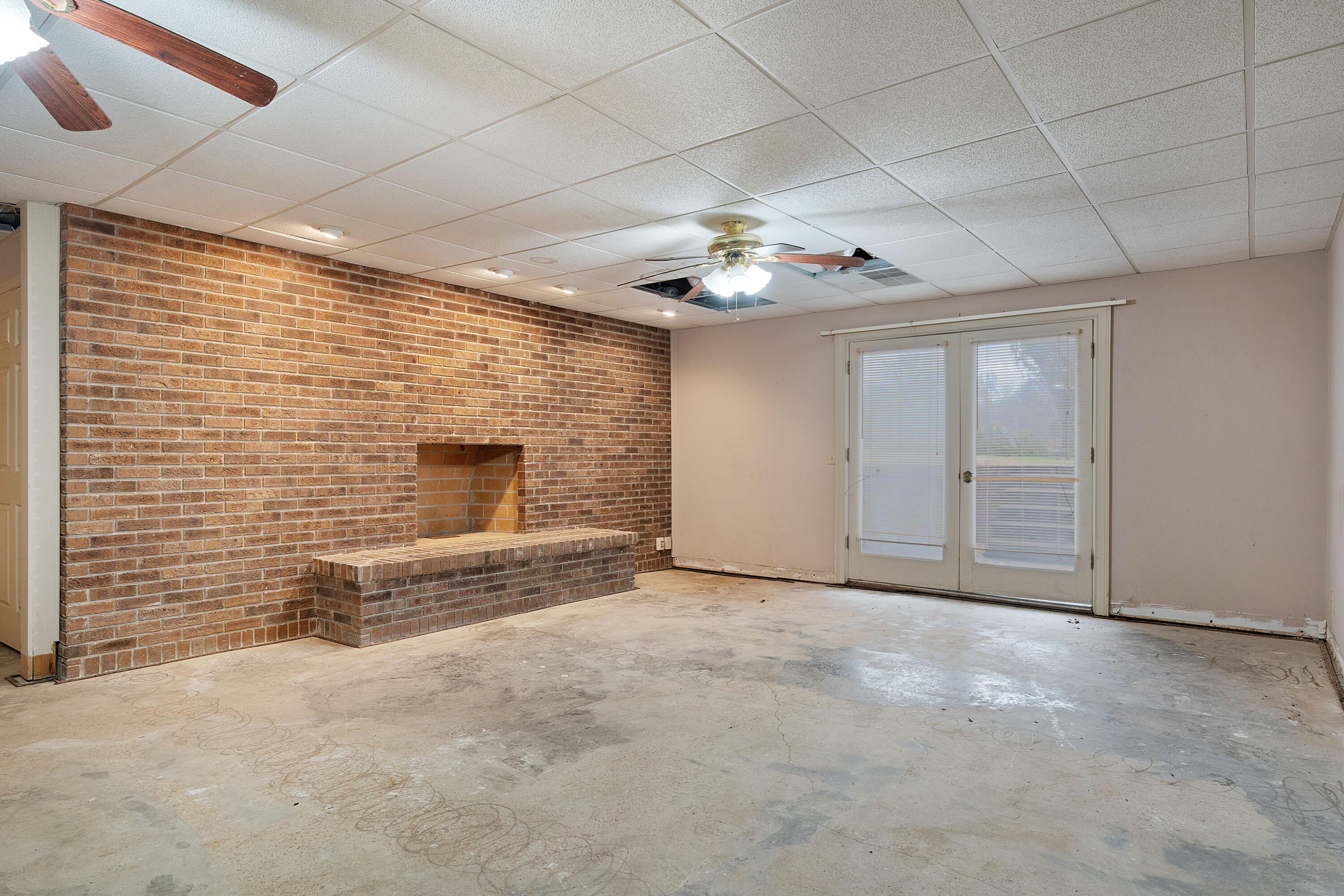 8345 Heron Circle