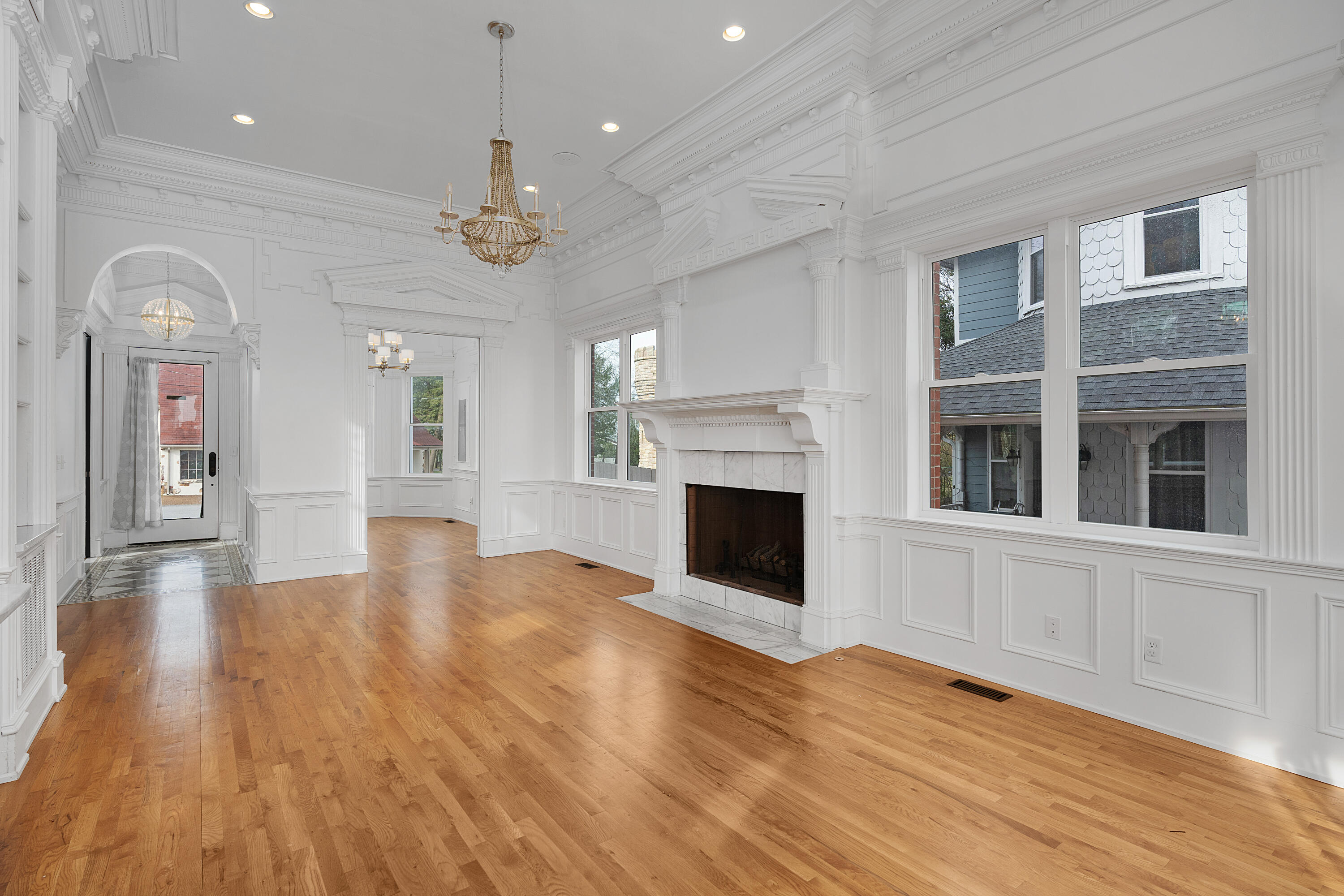 1115 E Brow Road