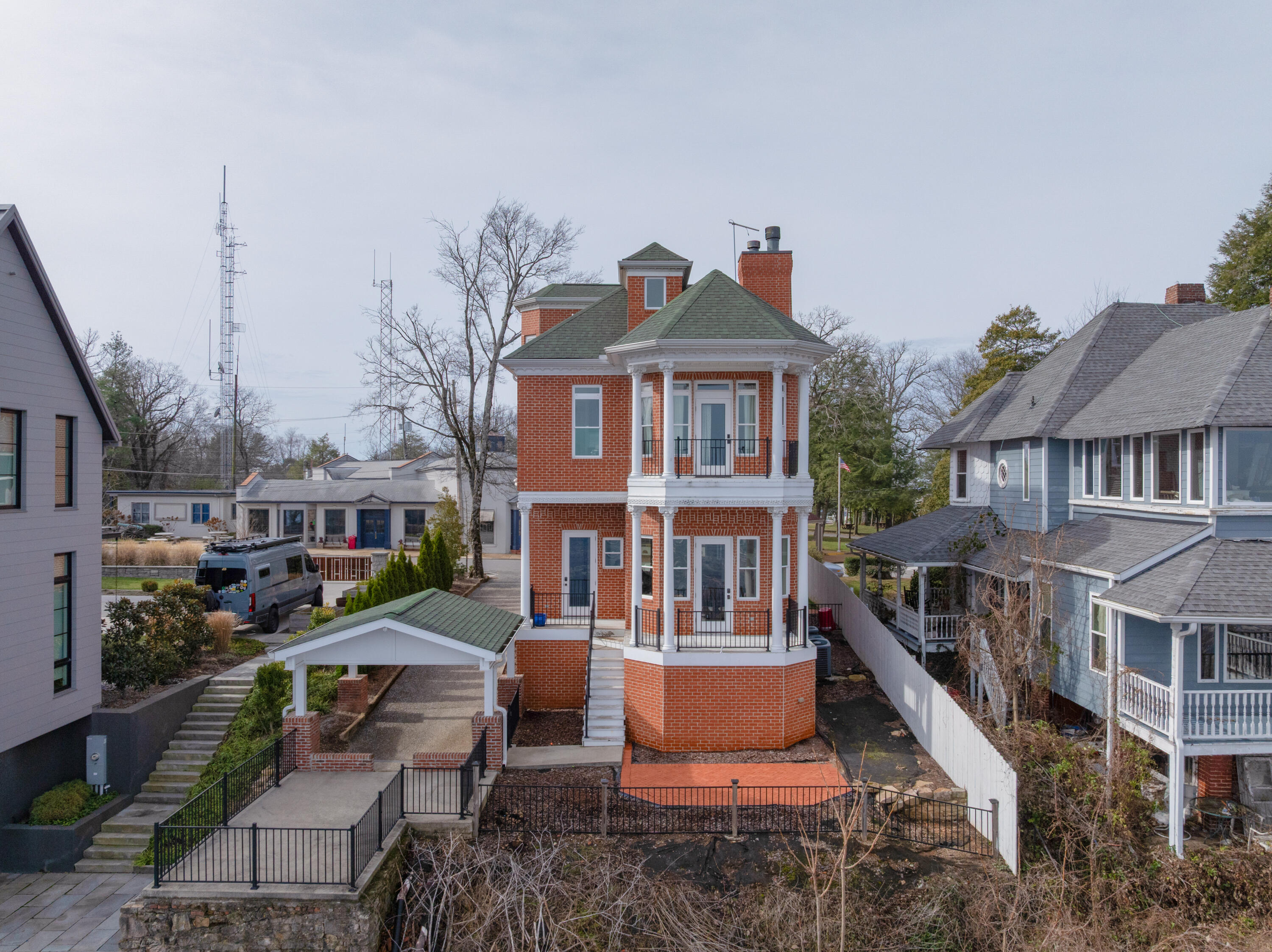 1115 E Brow Road