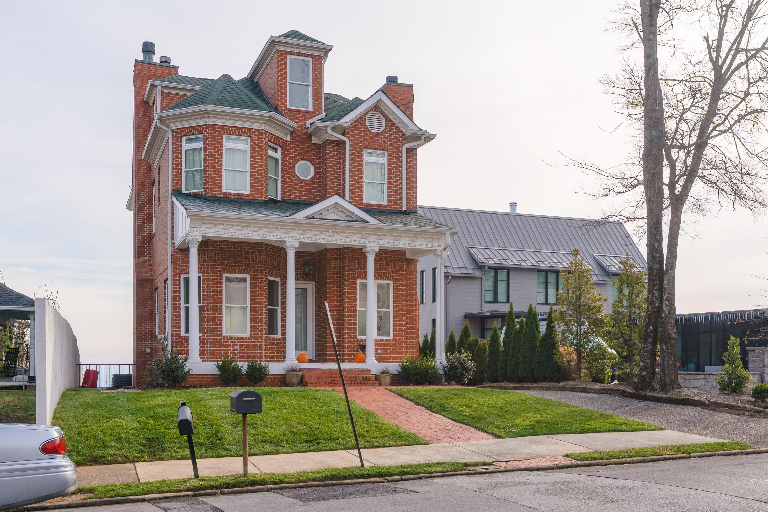 1115 E Brow Road