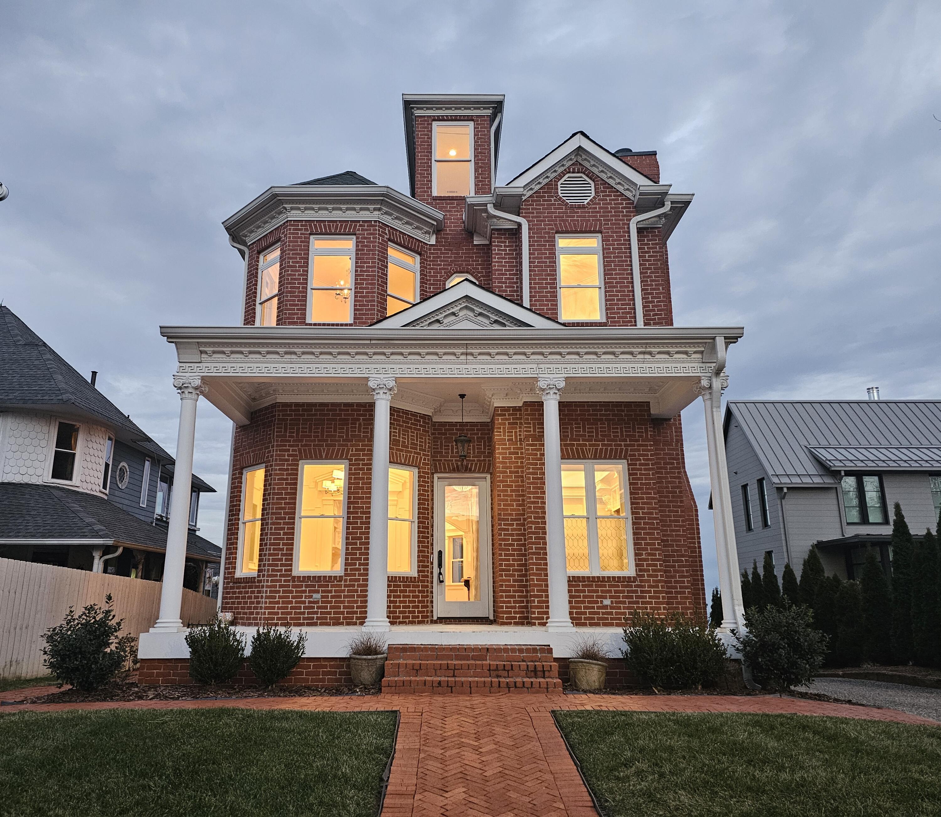 1115 E Brow Road