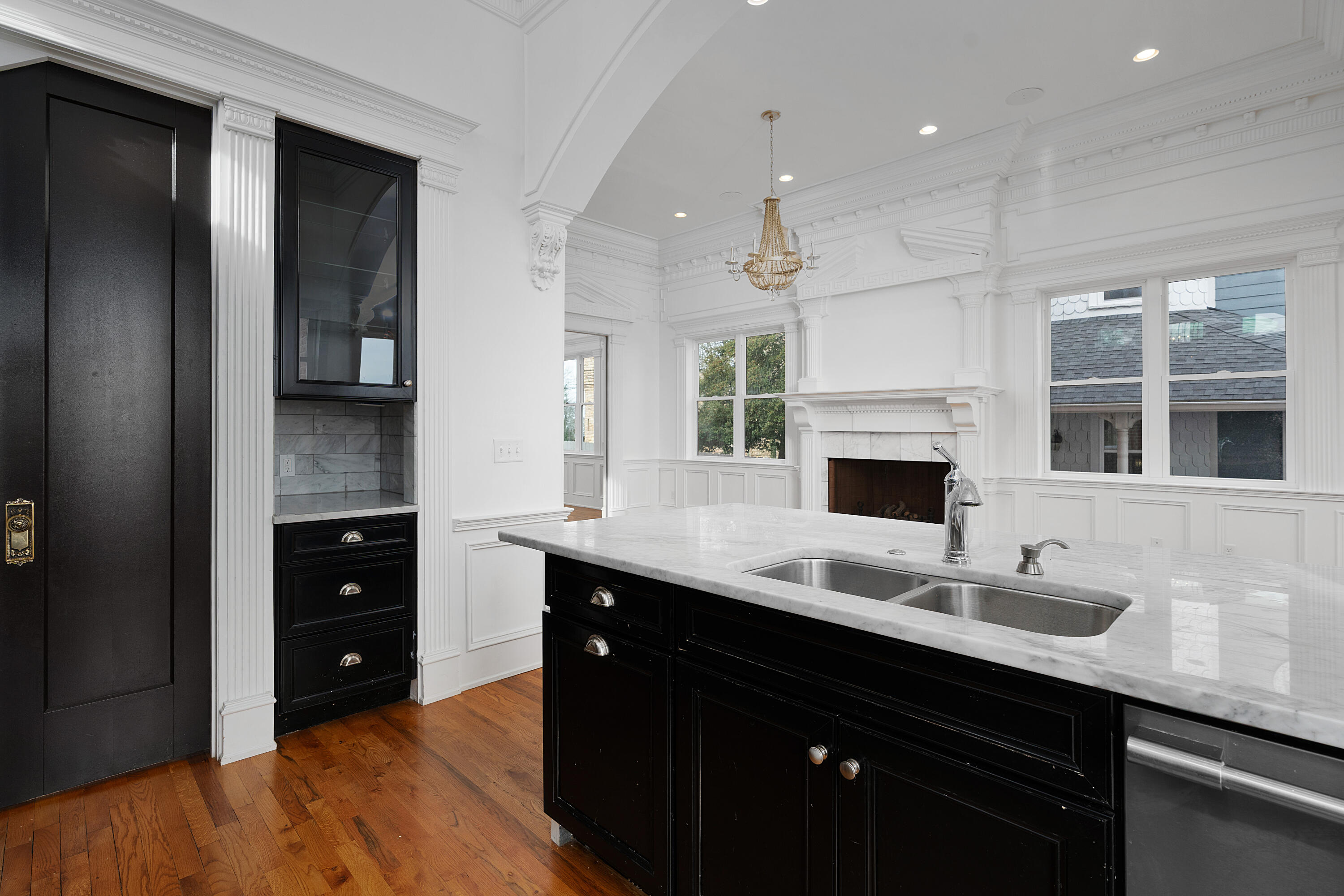 1115 E Brow Road