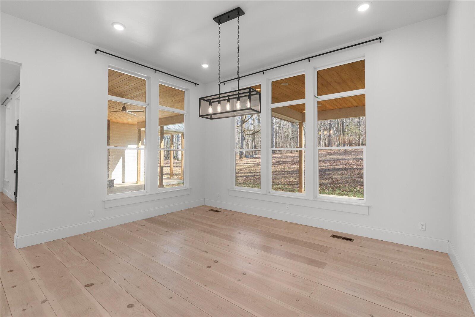 13318 Birchwood Pike
