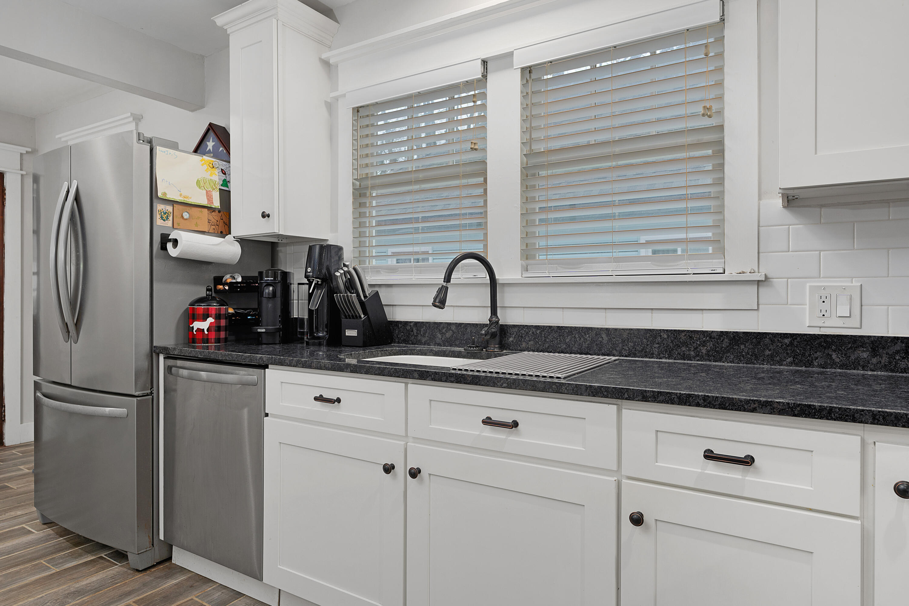 1609 W 51st Street