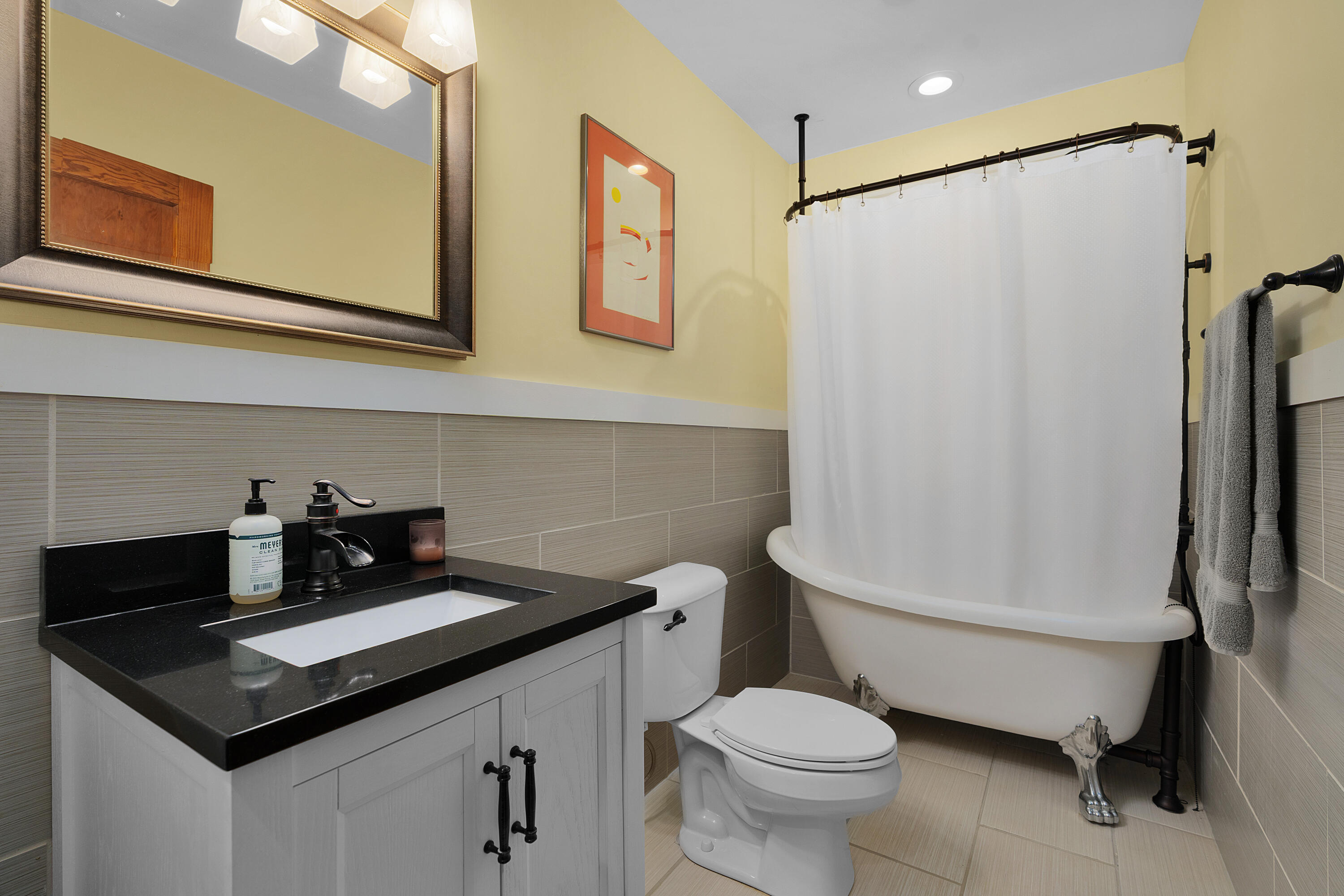 1609 W 51st Street