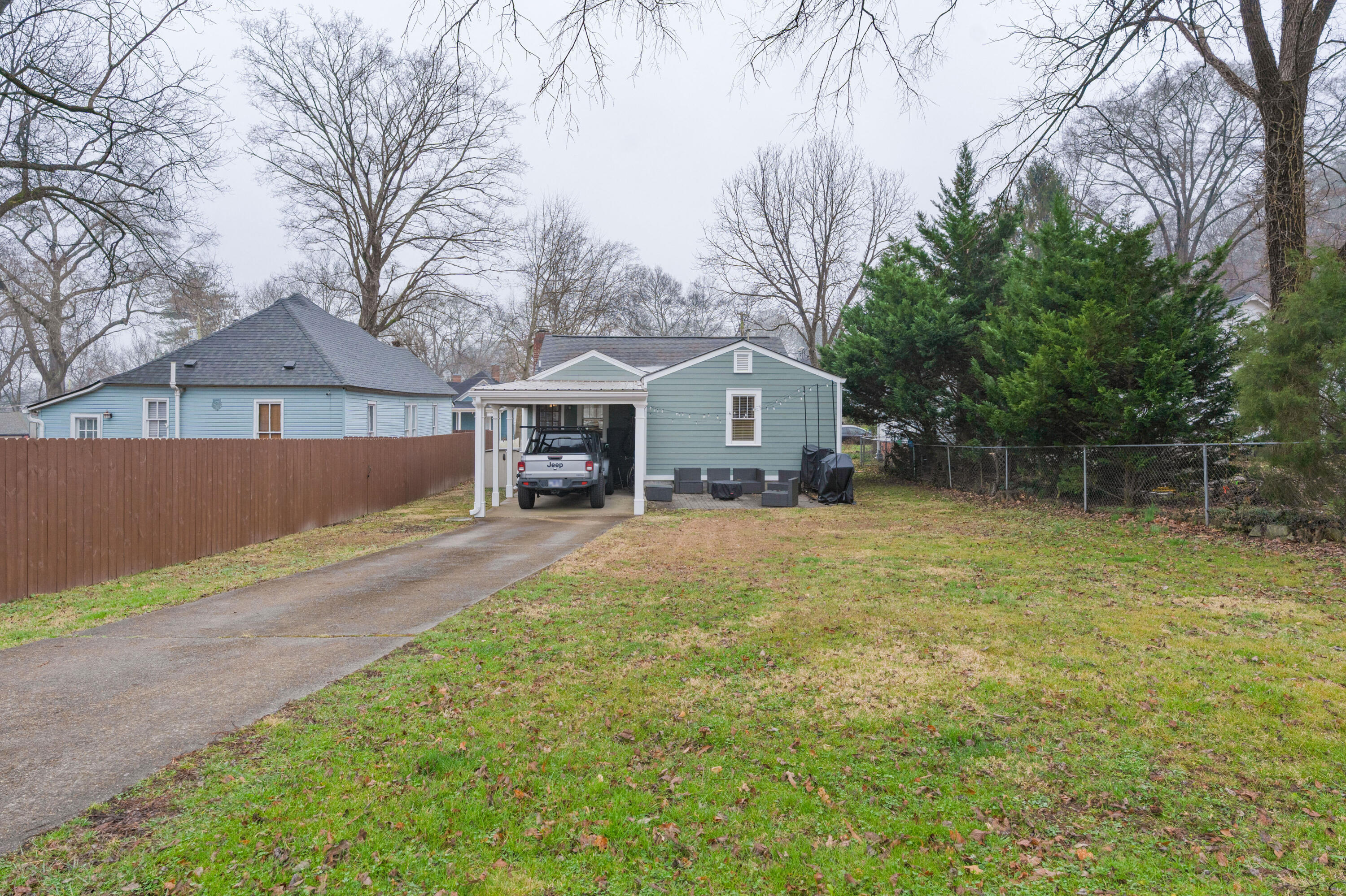1609 W 51st Street